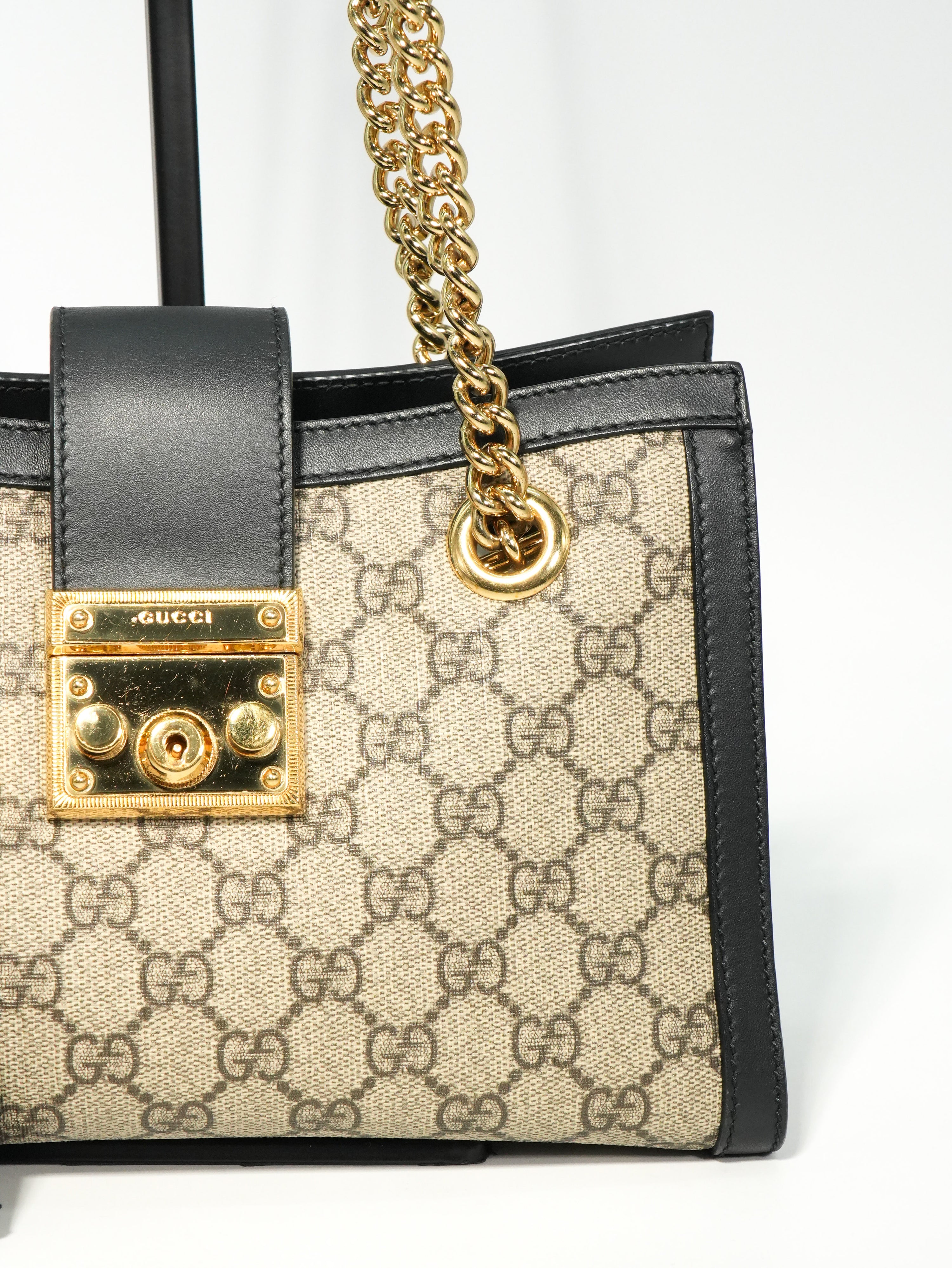 Gucci Padlock Media GG Supreme