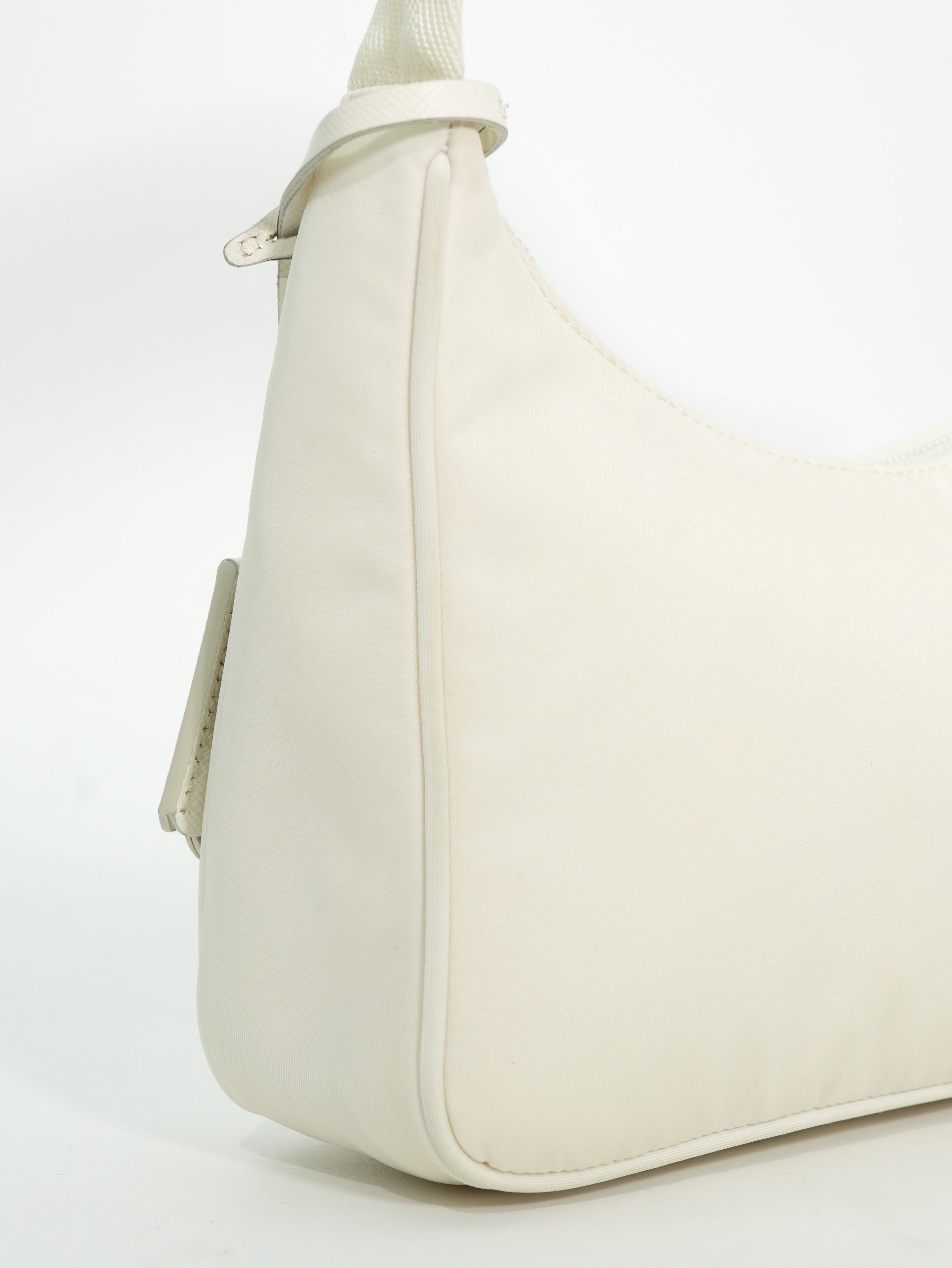 Prada Re-Edition 2000 Nylon