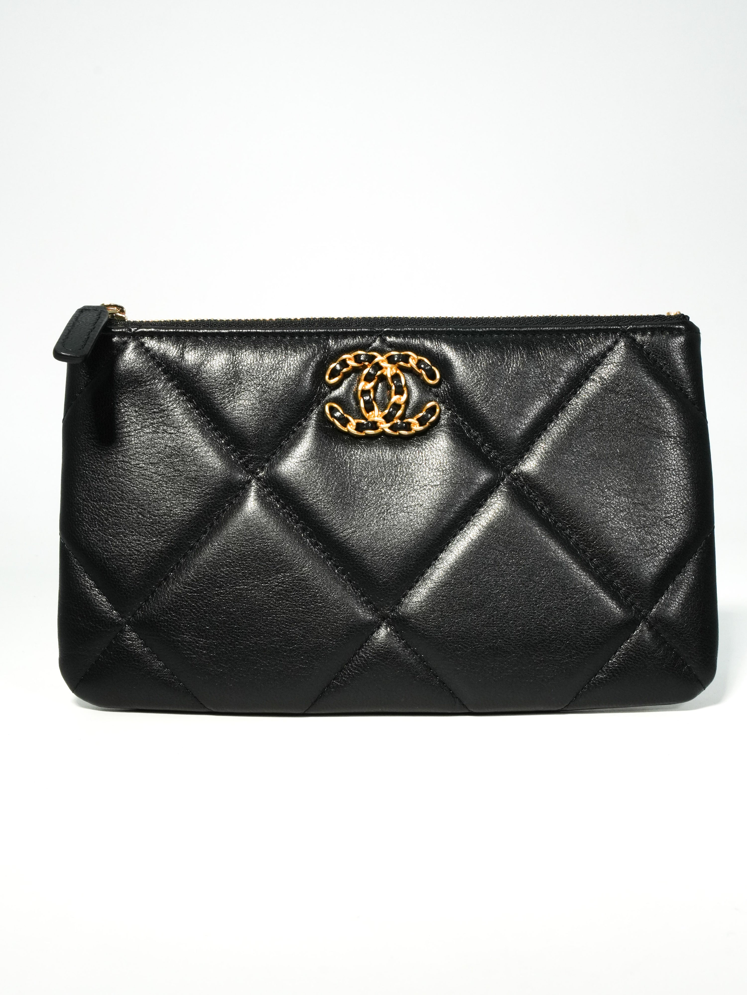 Chanel 19 Mini Pochette Agnello