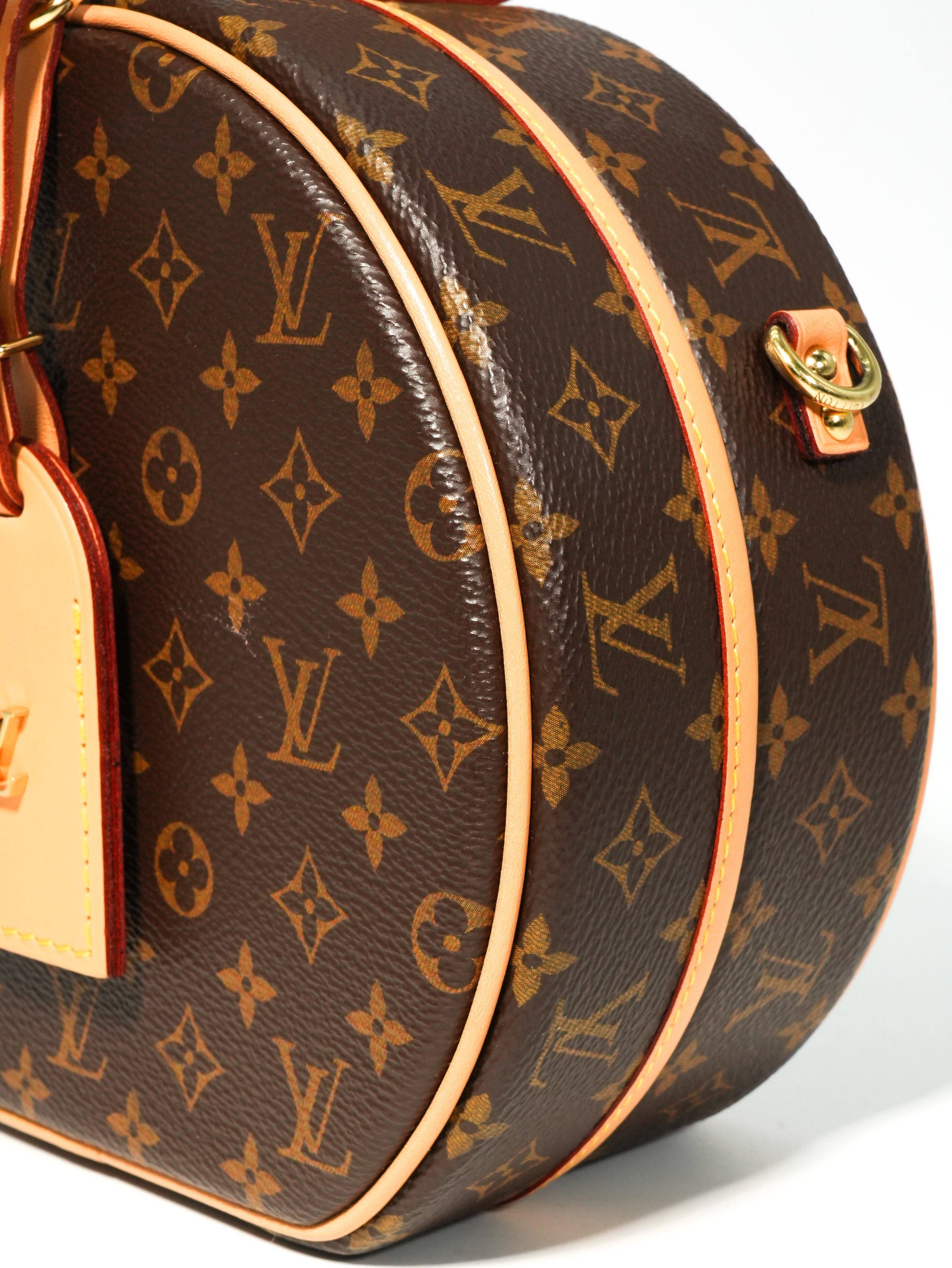 Louis Vuitton Petite Boîte Chapeau