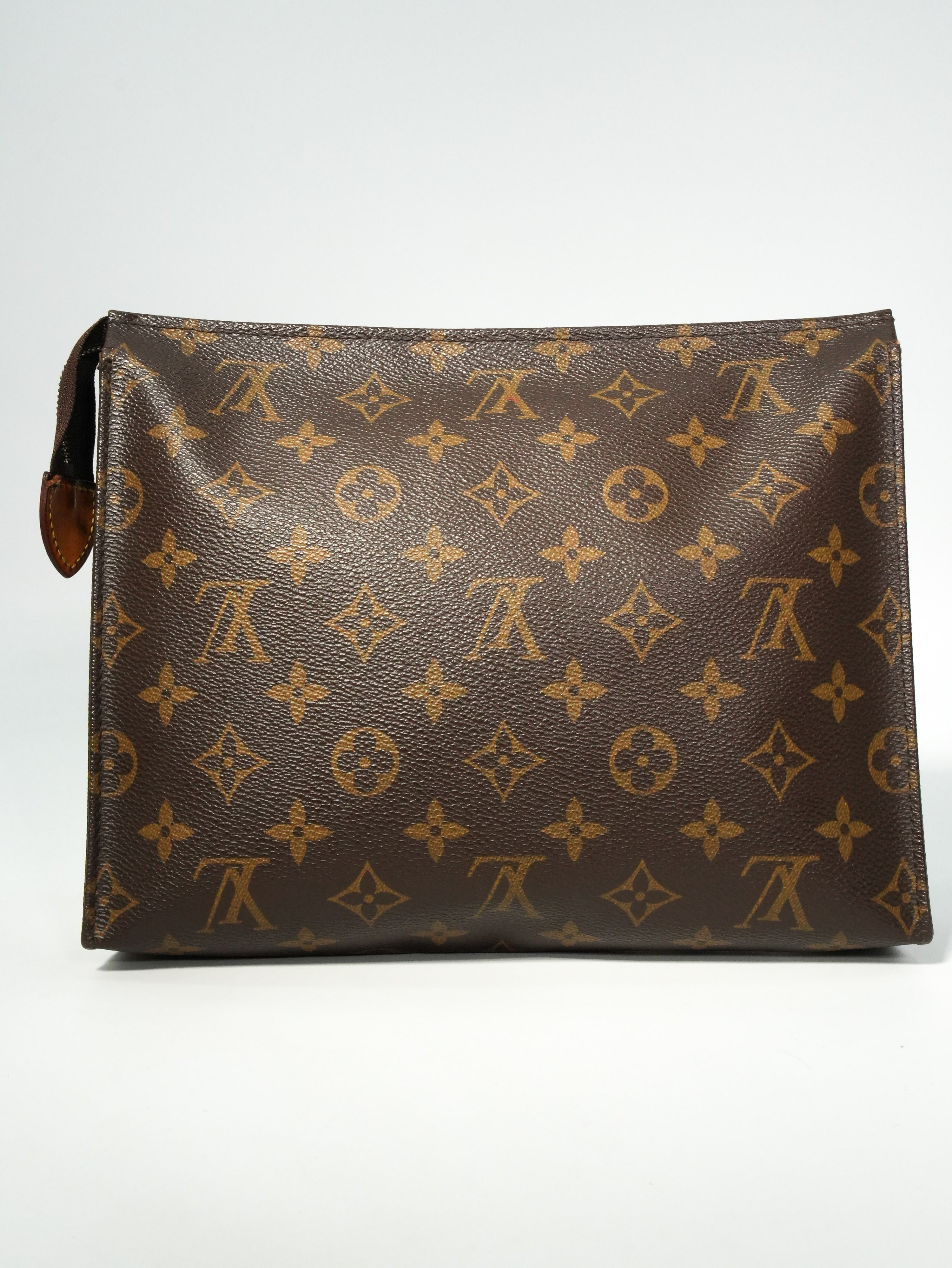 Louis Vuitton Pochette Toilette Monogram