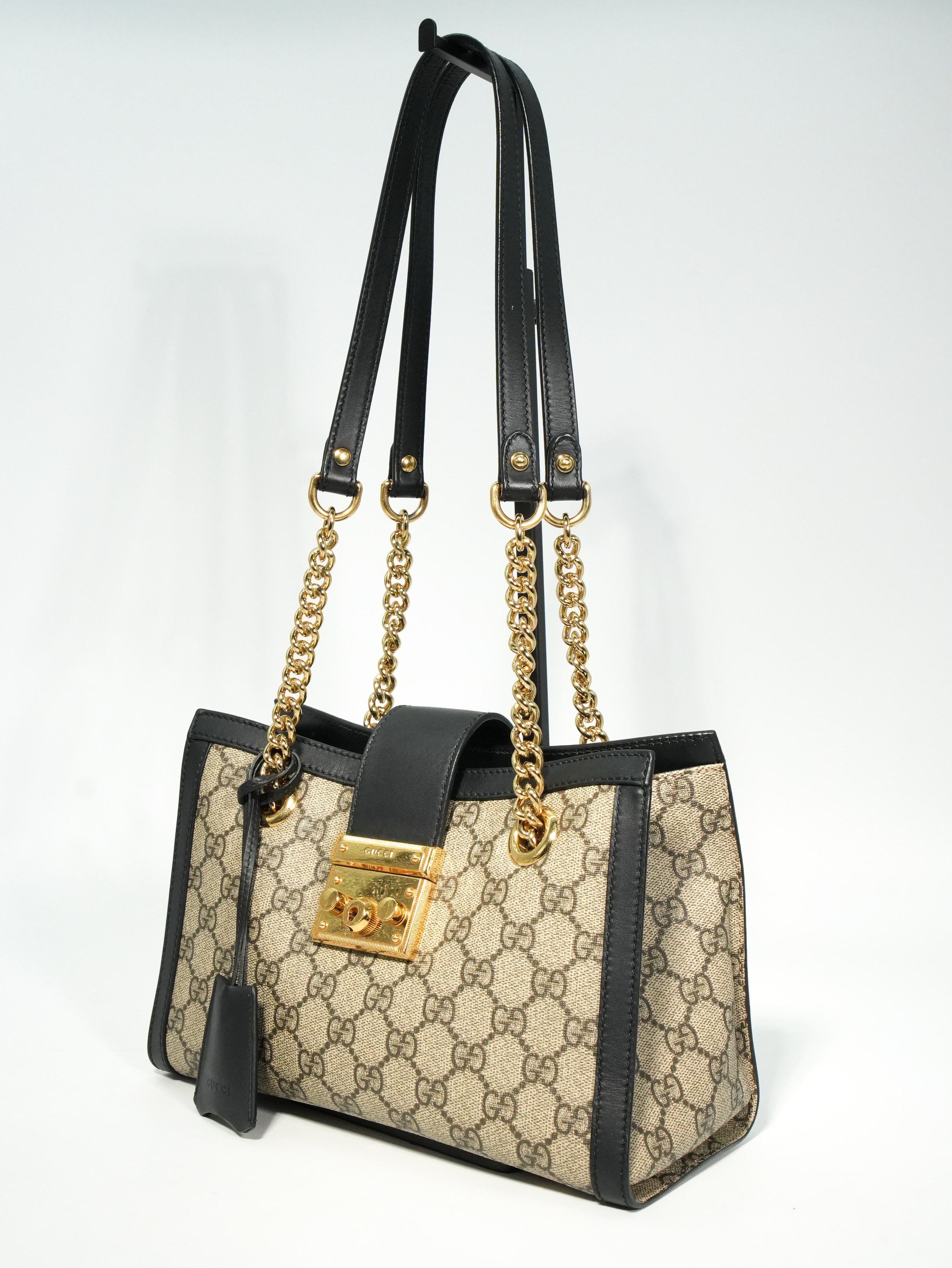 Gucci Padlock Media GG Supreme