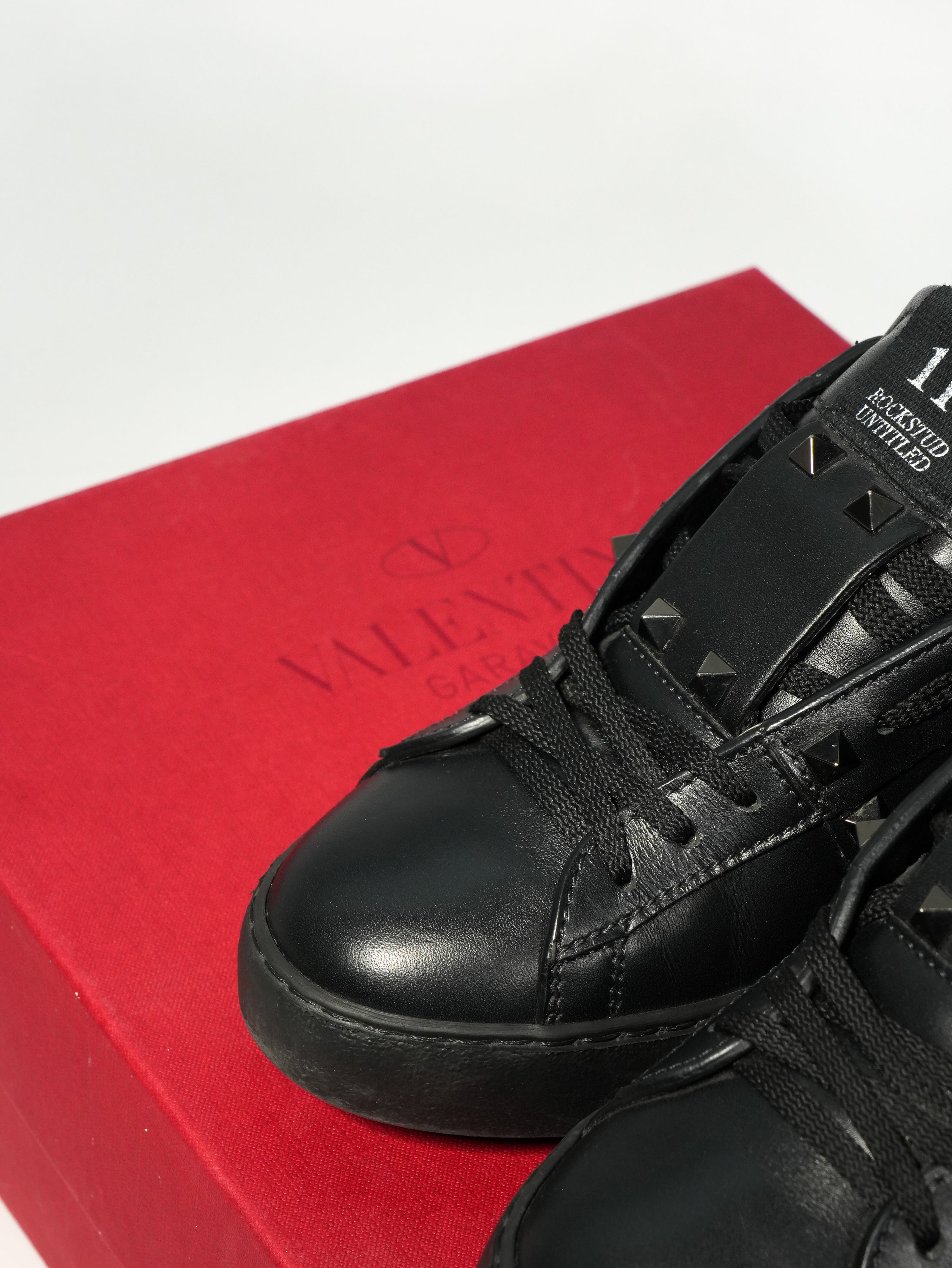Valentino Sneakers Rockstud