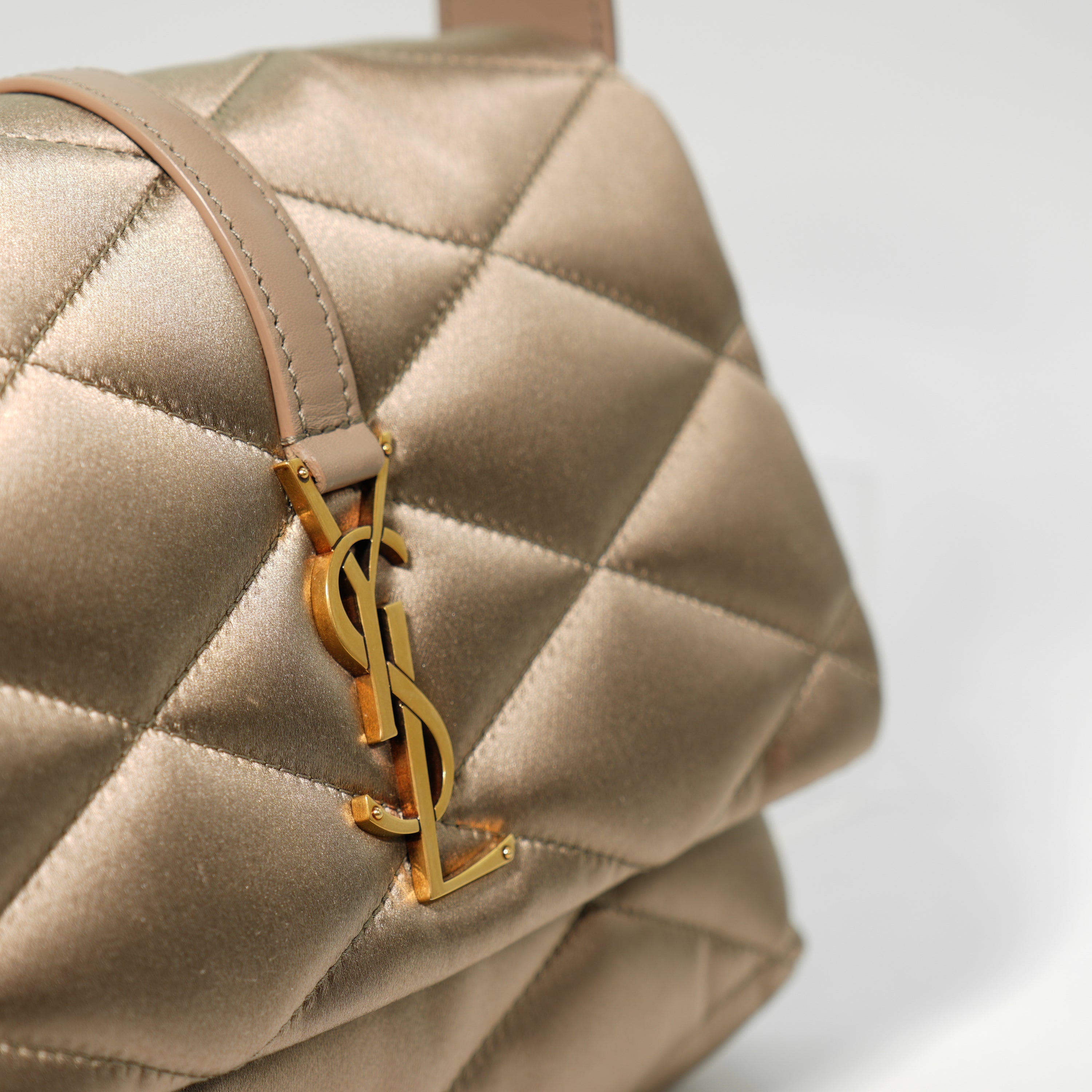 Saint Laurent Le 57 a Spalla