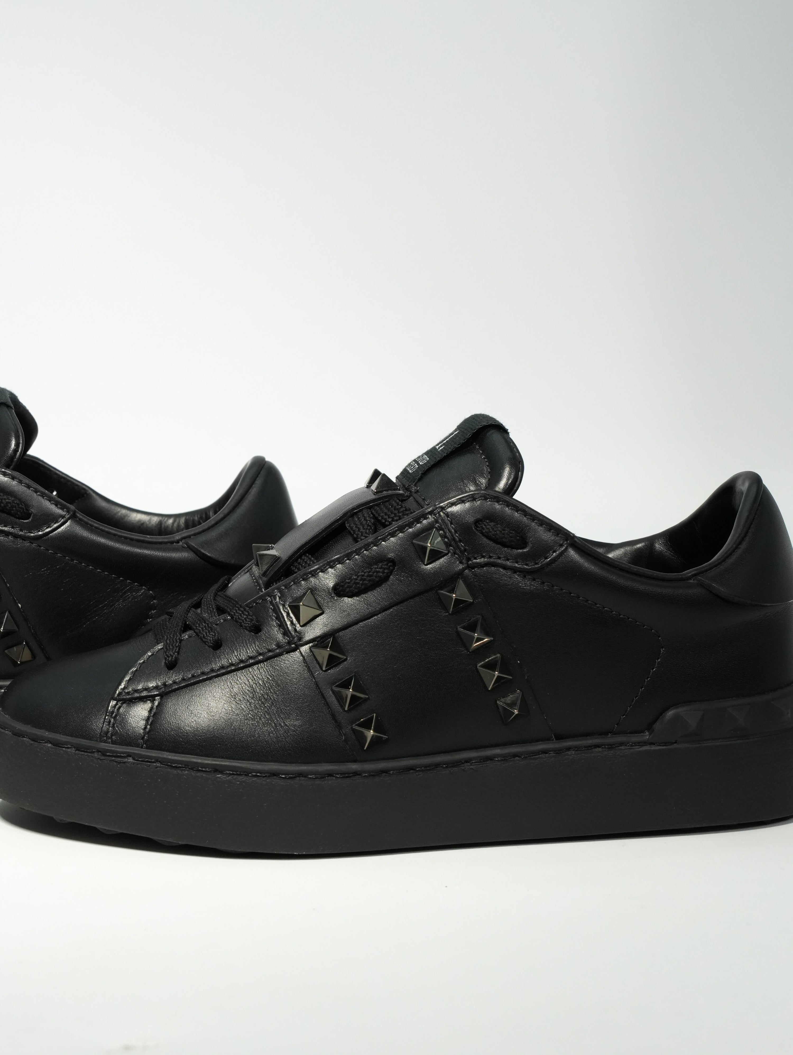 Valentino Sneakers Rockstud