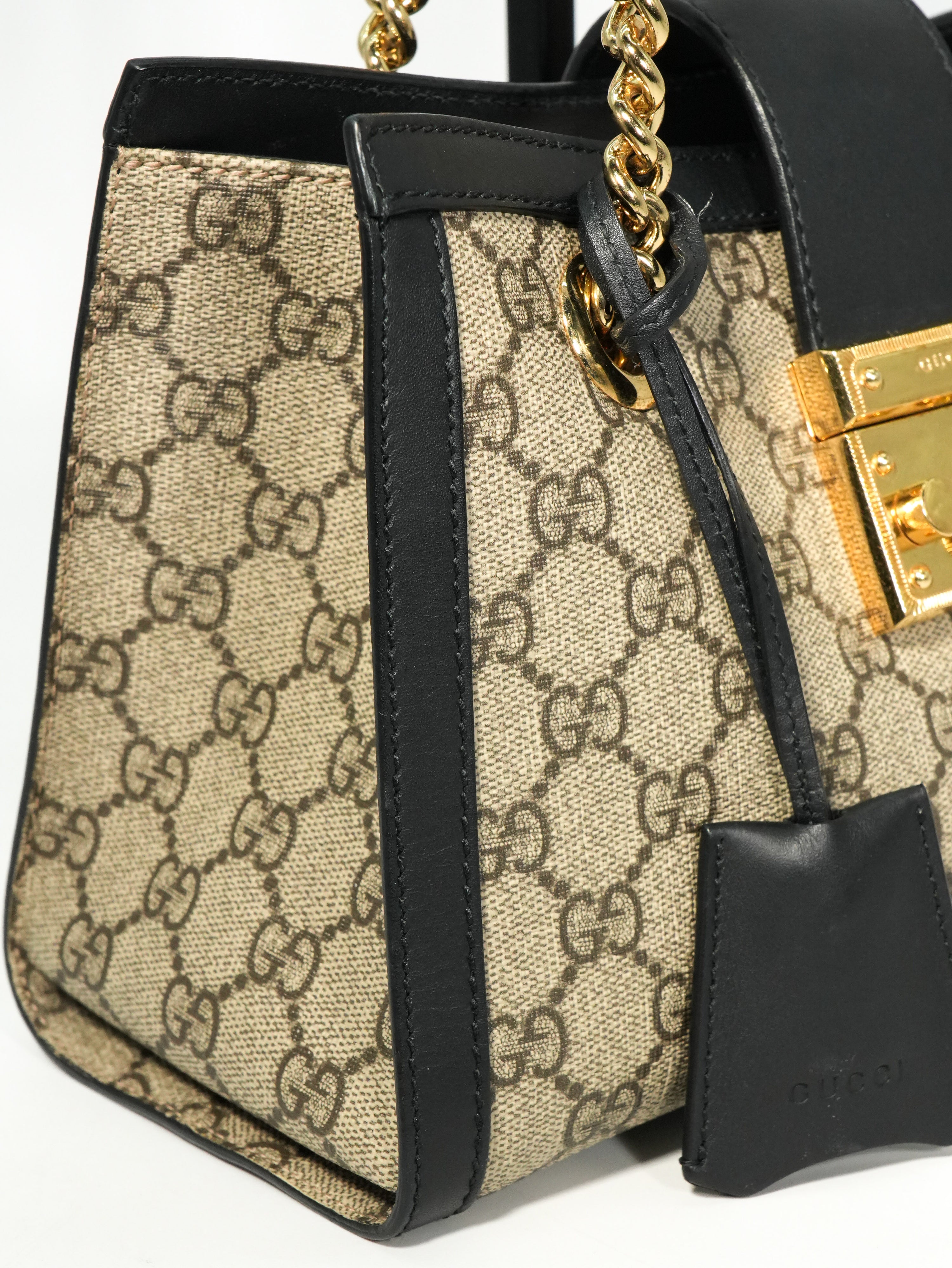 Gucci Padlock Media GG Supreme