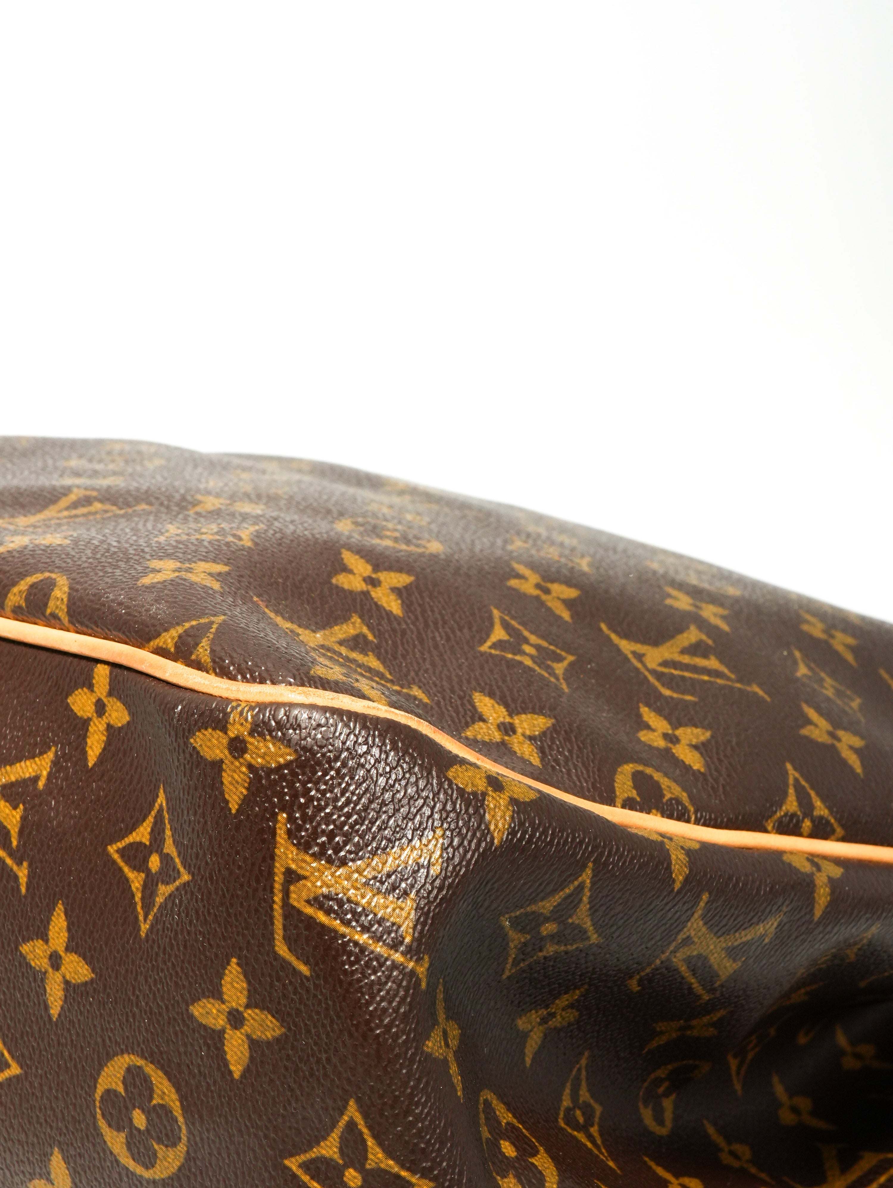 Louis Vuitton Batignles Monogram