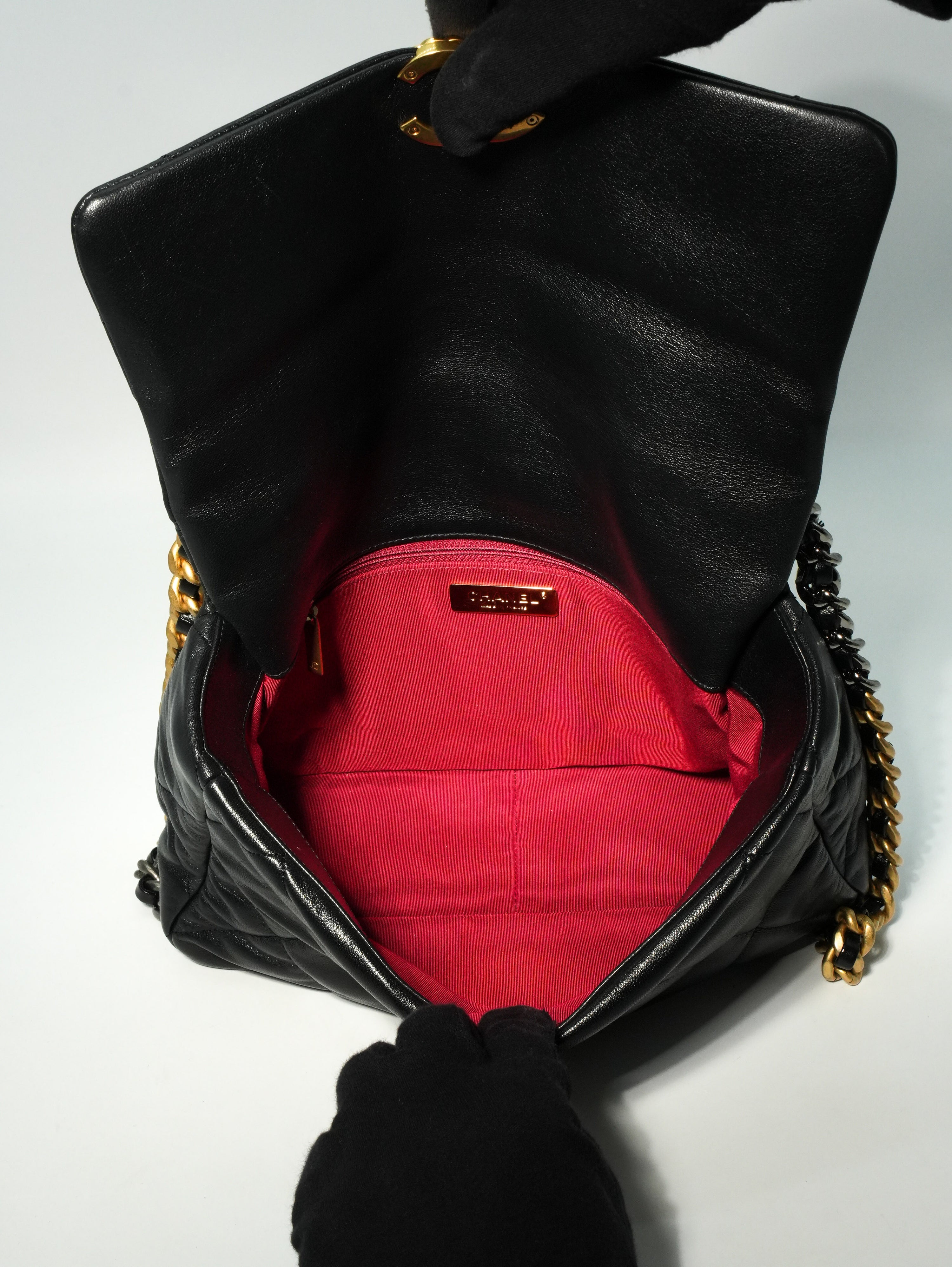 Chanel 19 Large in Pelle d’Agnello