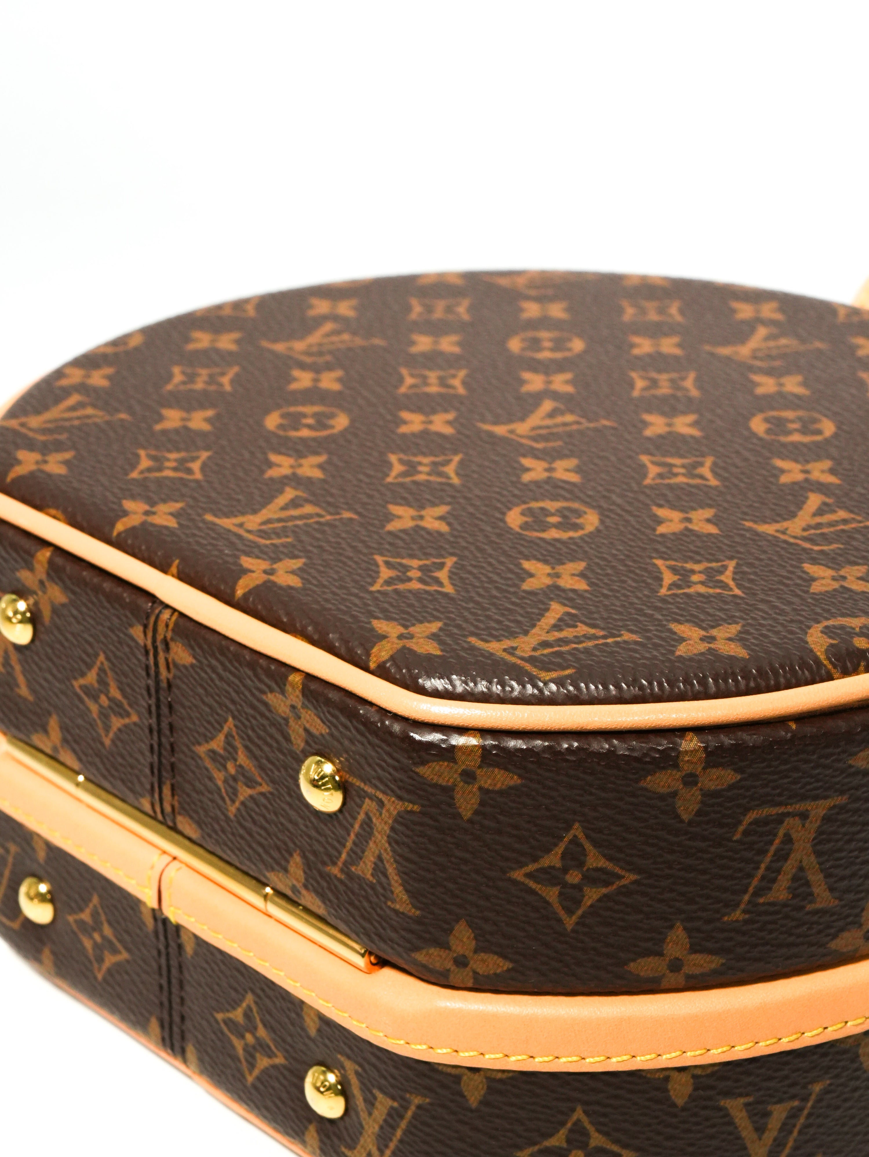 Louis Vuitton Petite Boîte Chapeau