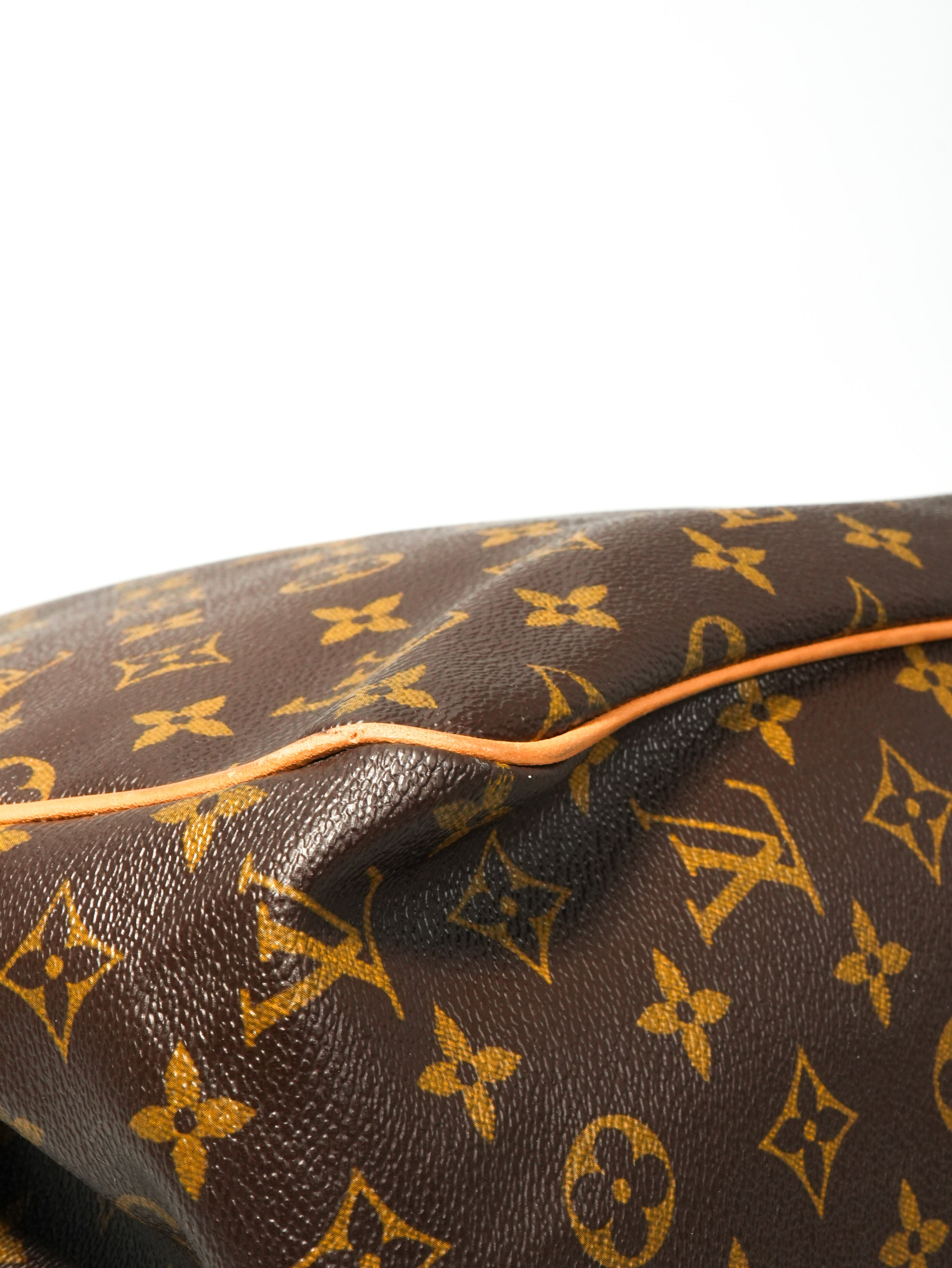 Louis Vuitton Batignles Monogram