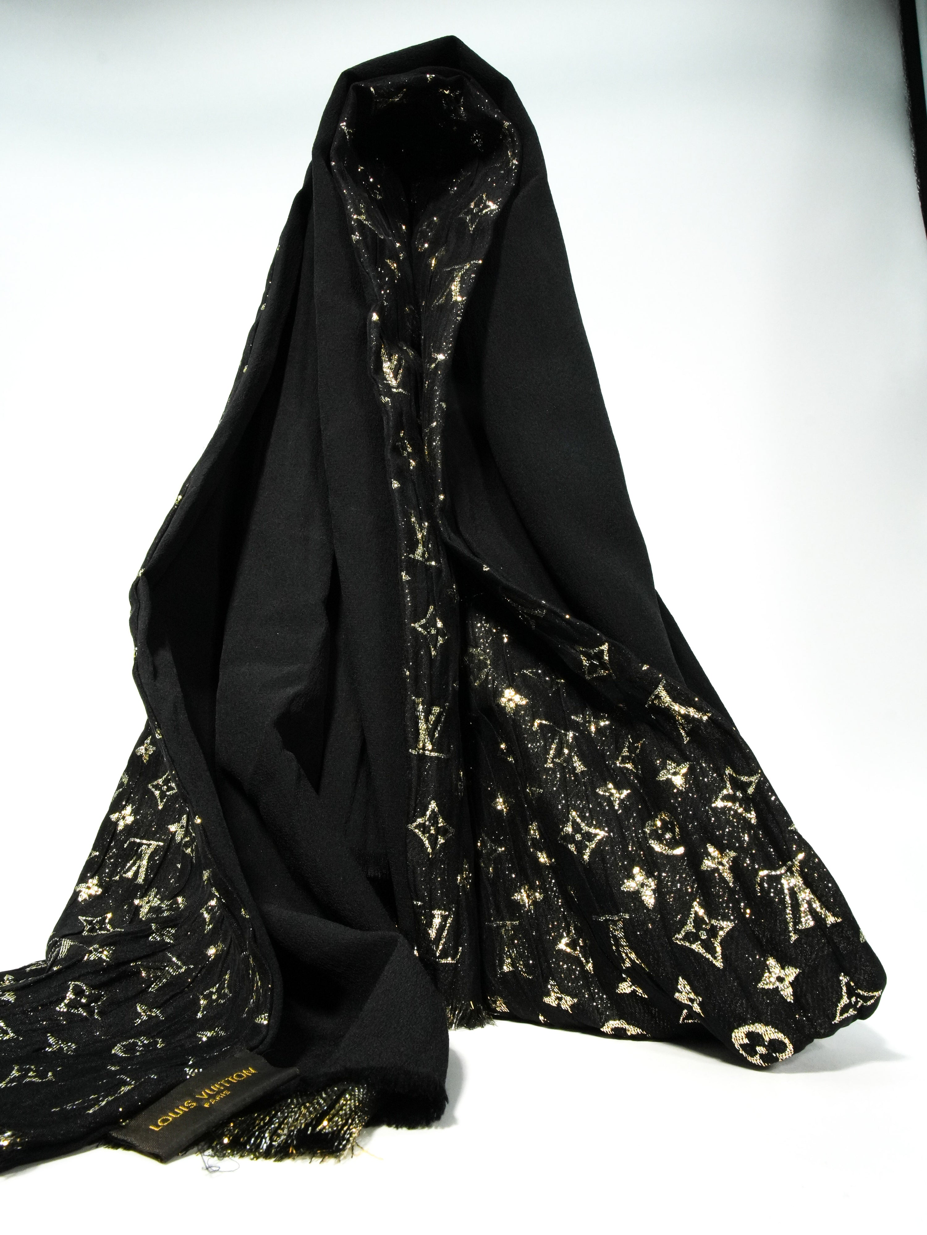 Louis Vuitton Stola Laminata Gold
