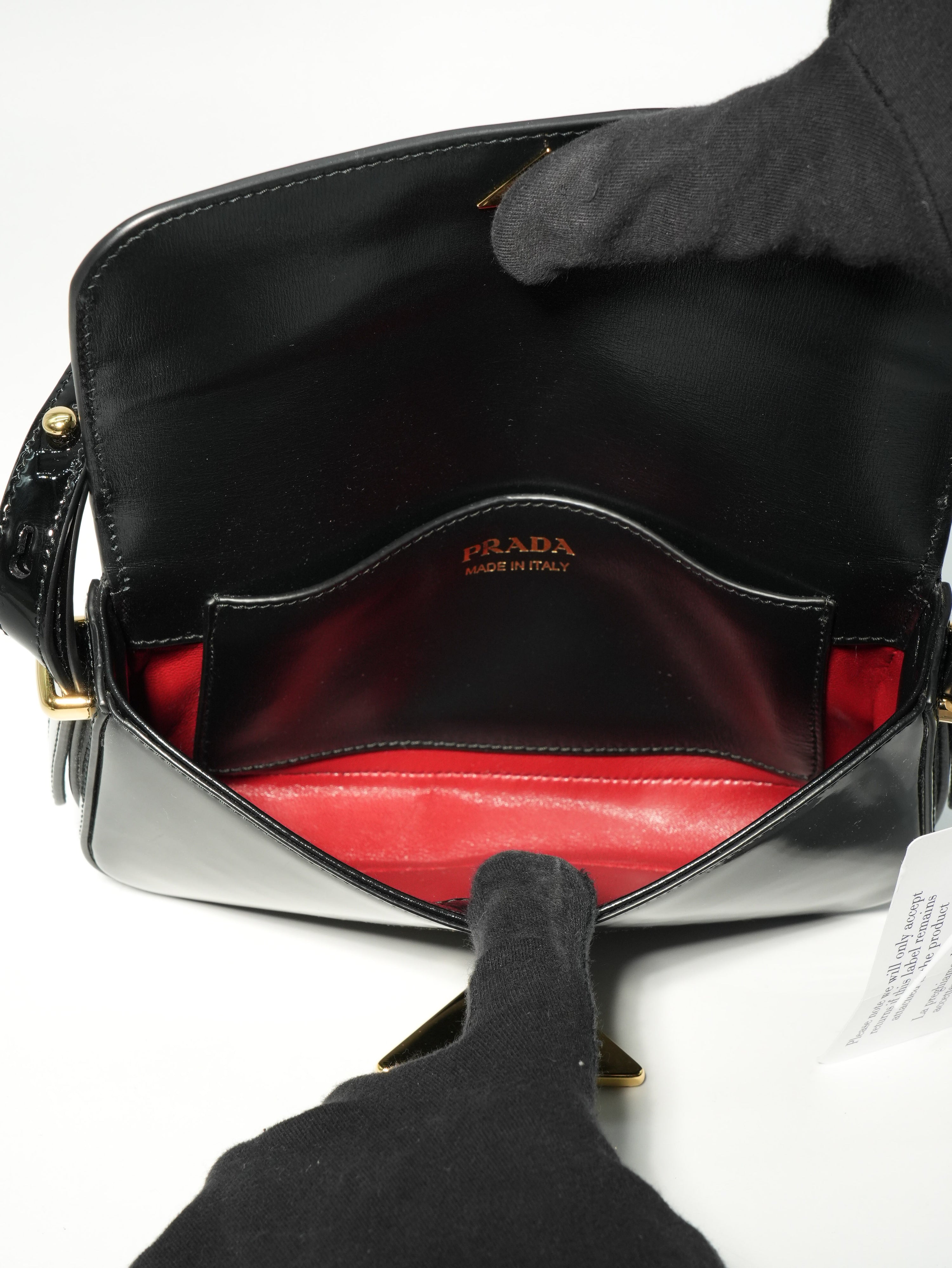 Prada Emblème Small Vernice