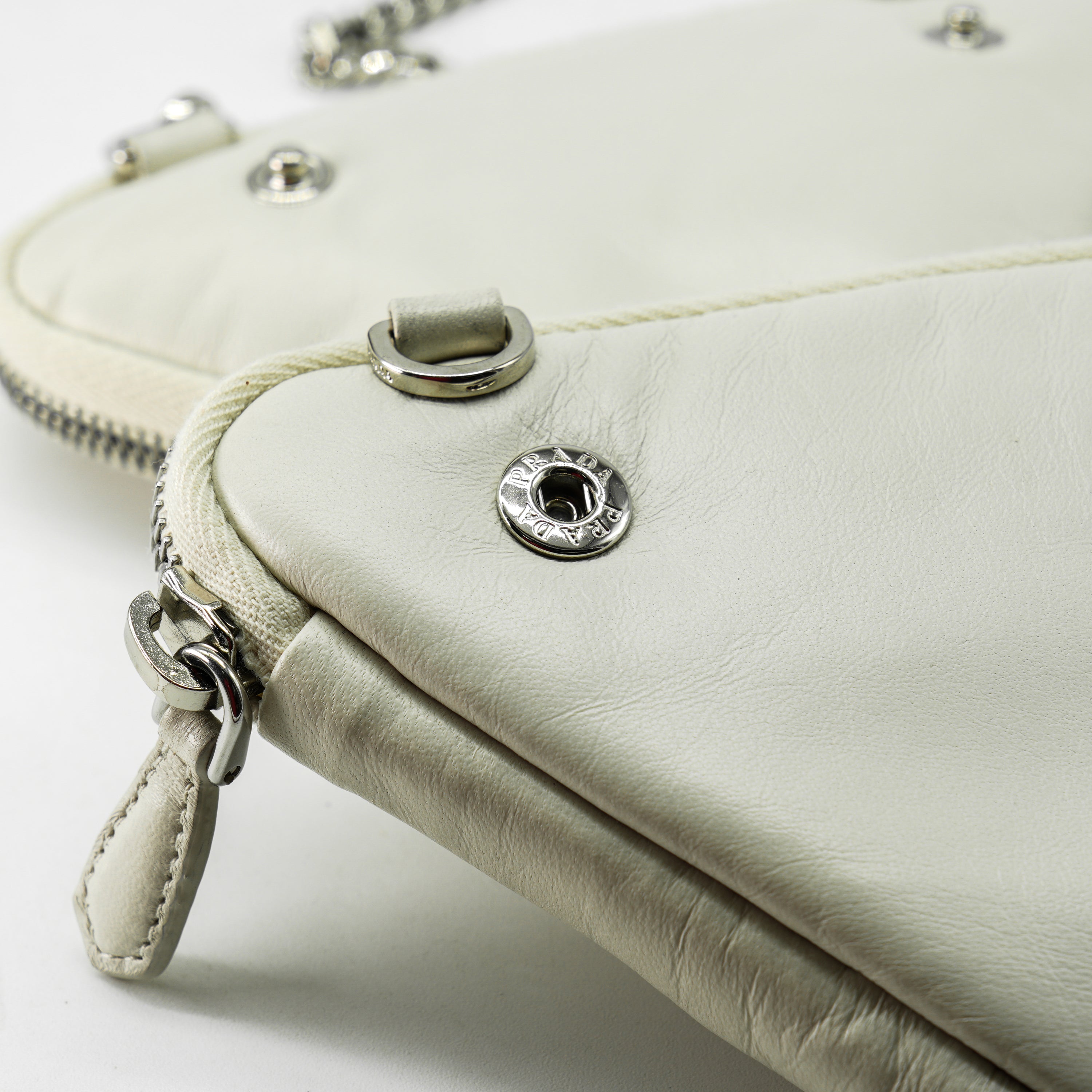 Prada Mini Pouch in Pelle