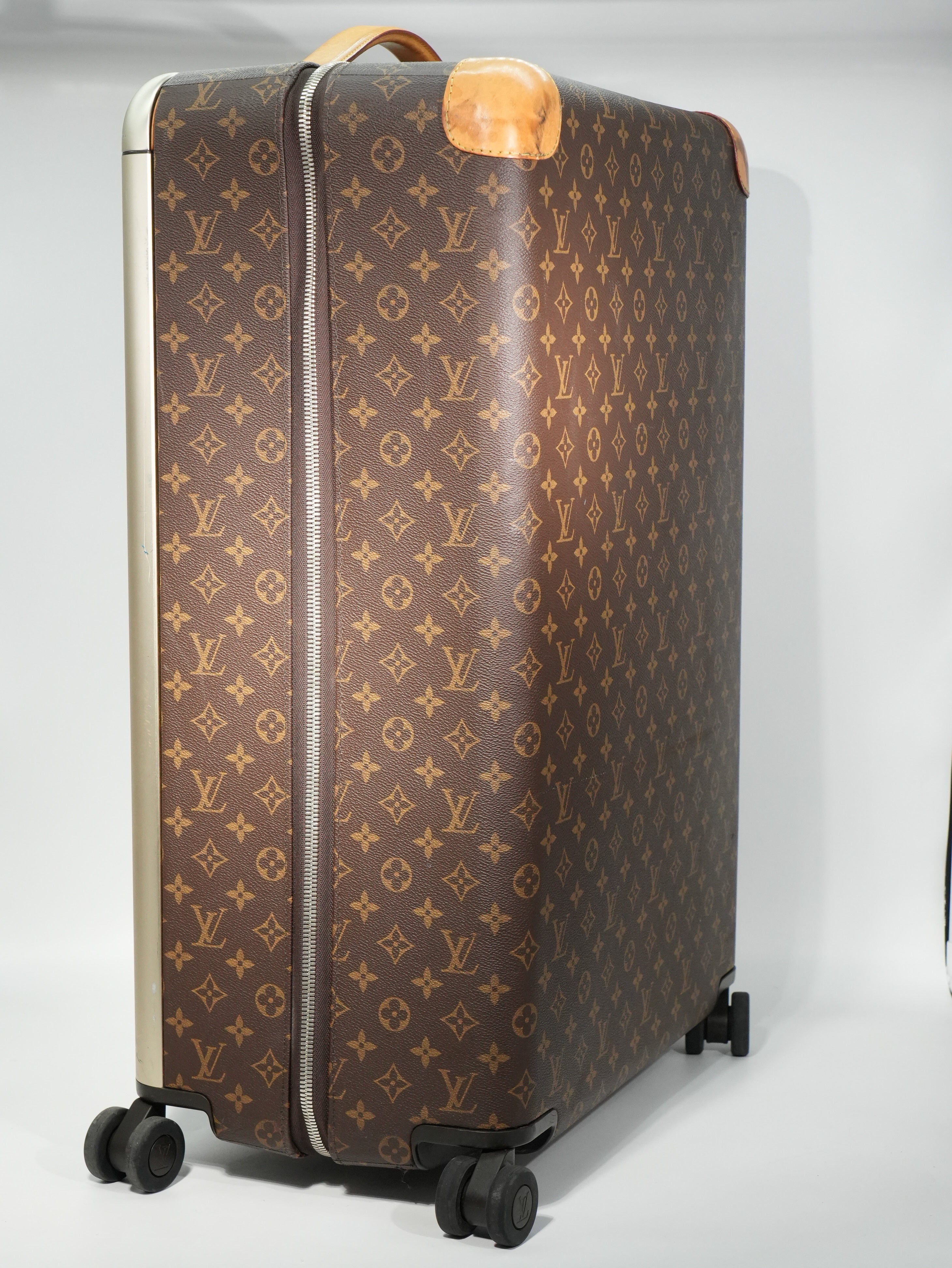 Louis Vuitton Horizon 70 Monogram