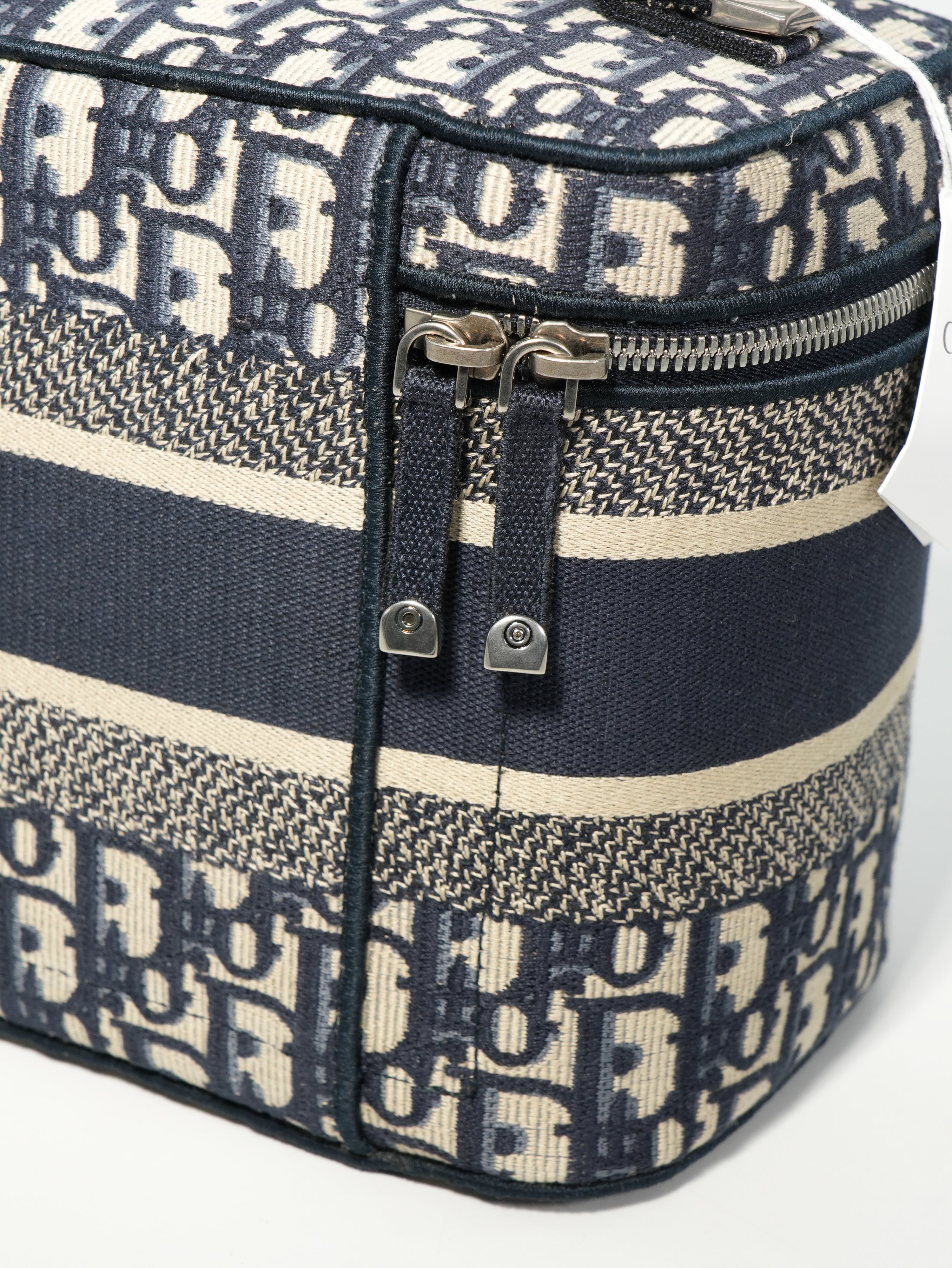Dior Vanity DiorTravel Jacquard Oblique