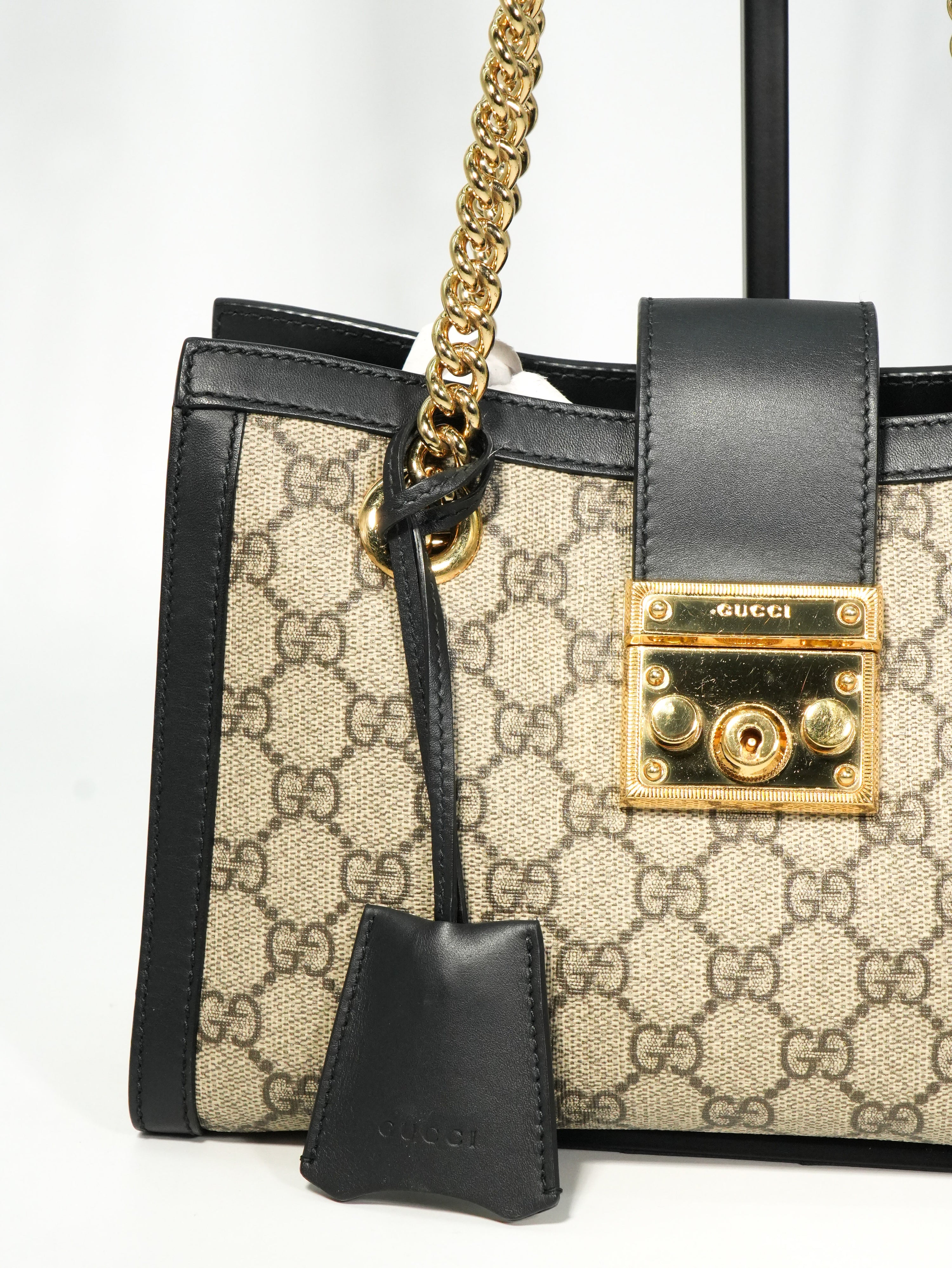 Gucci Padlock Media GG Supreme