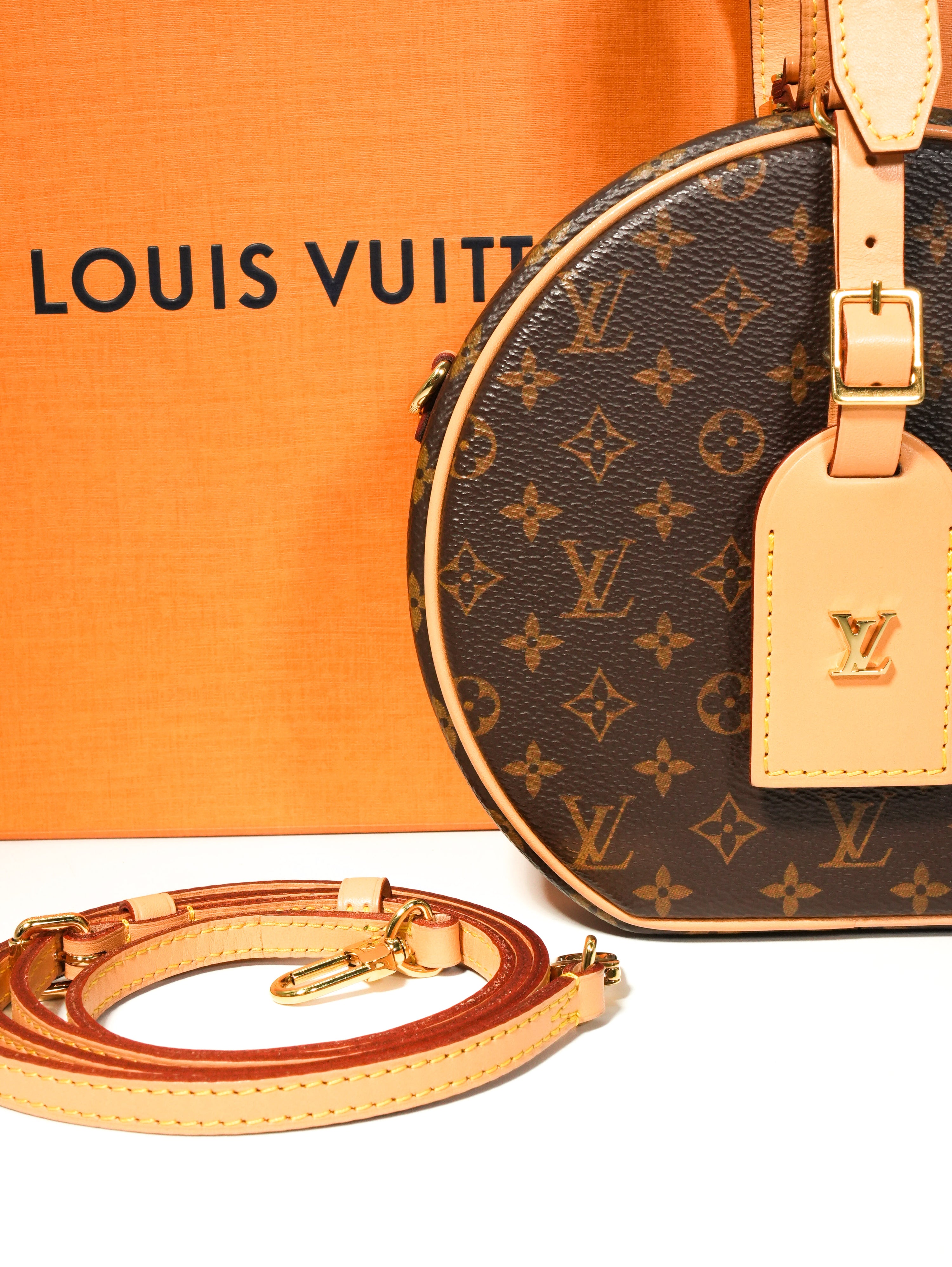 Louis Vuitton Petite Boîte Chapeau