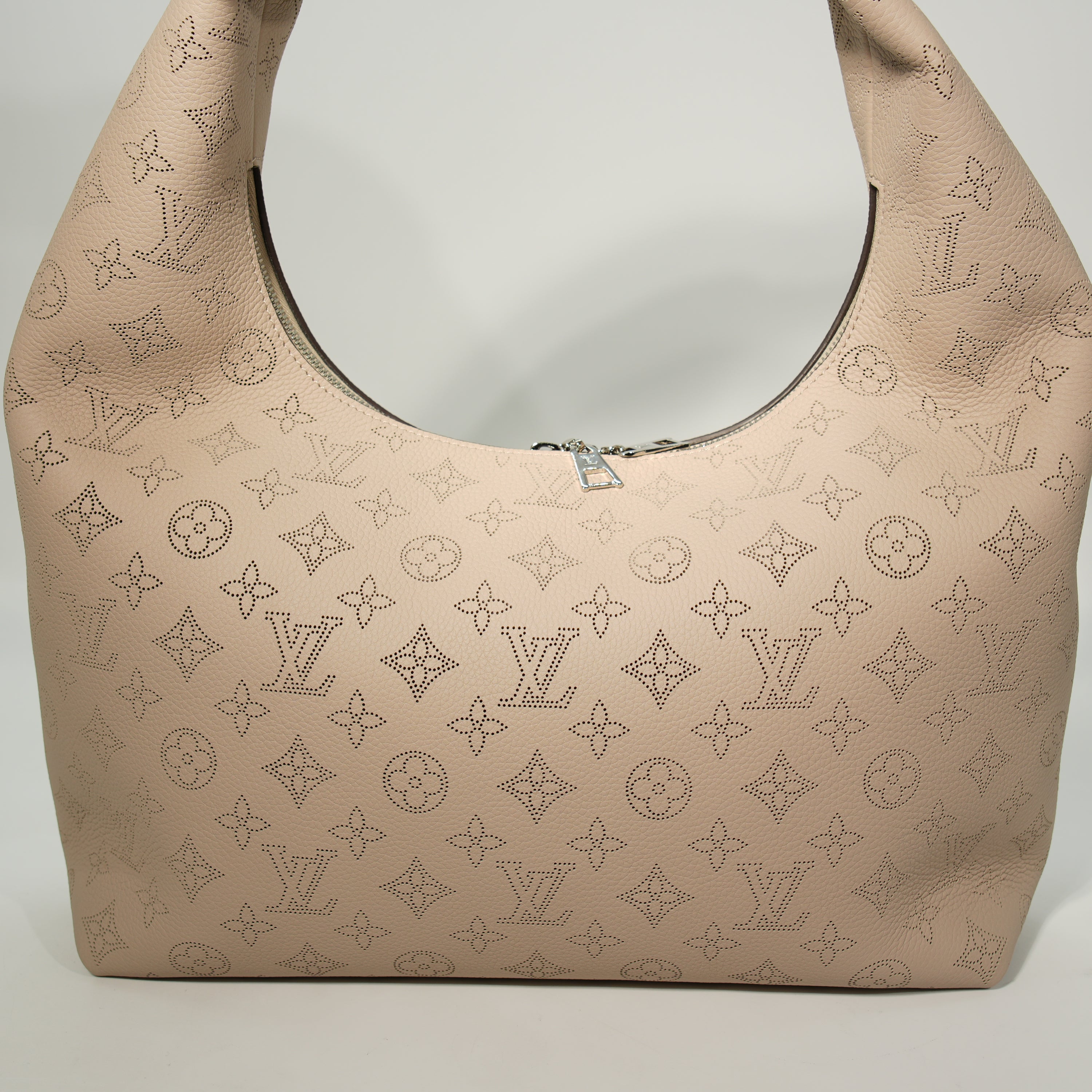 Louis Vuitton Why Knot MM Mahina