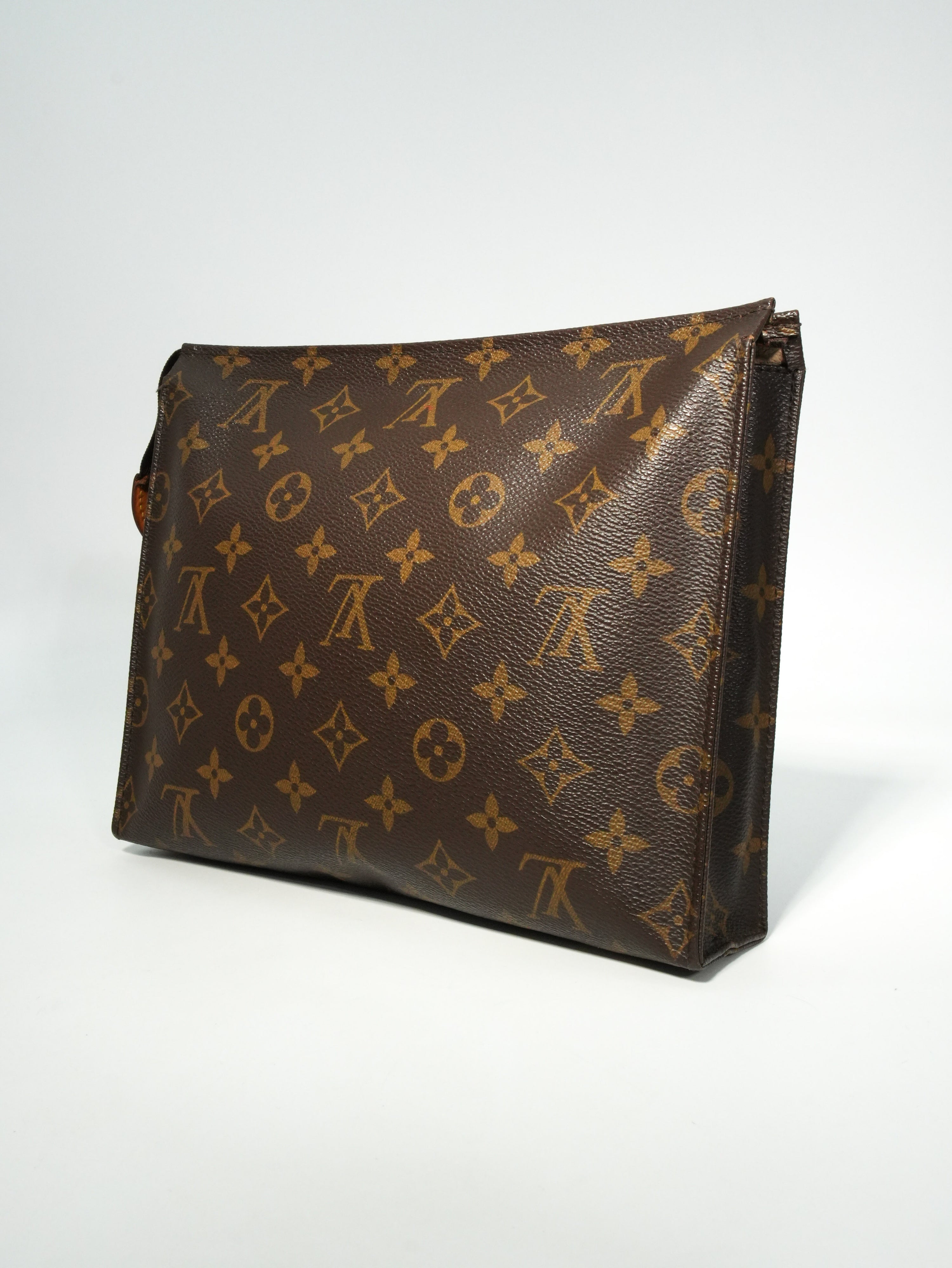 Louis Vuitton Pochette Toilette Monogram