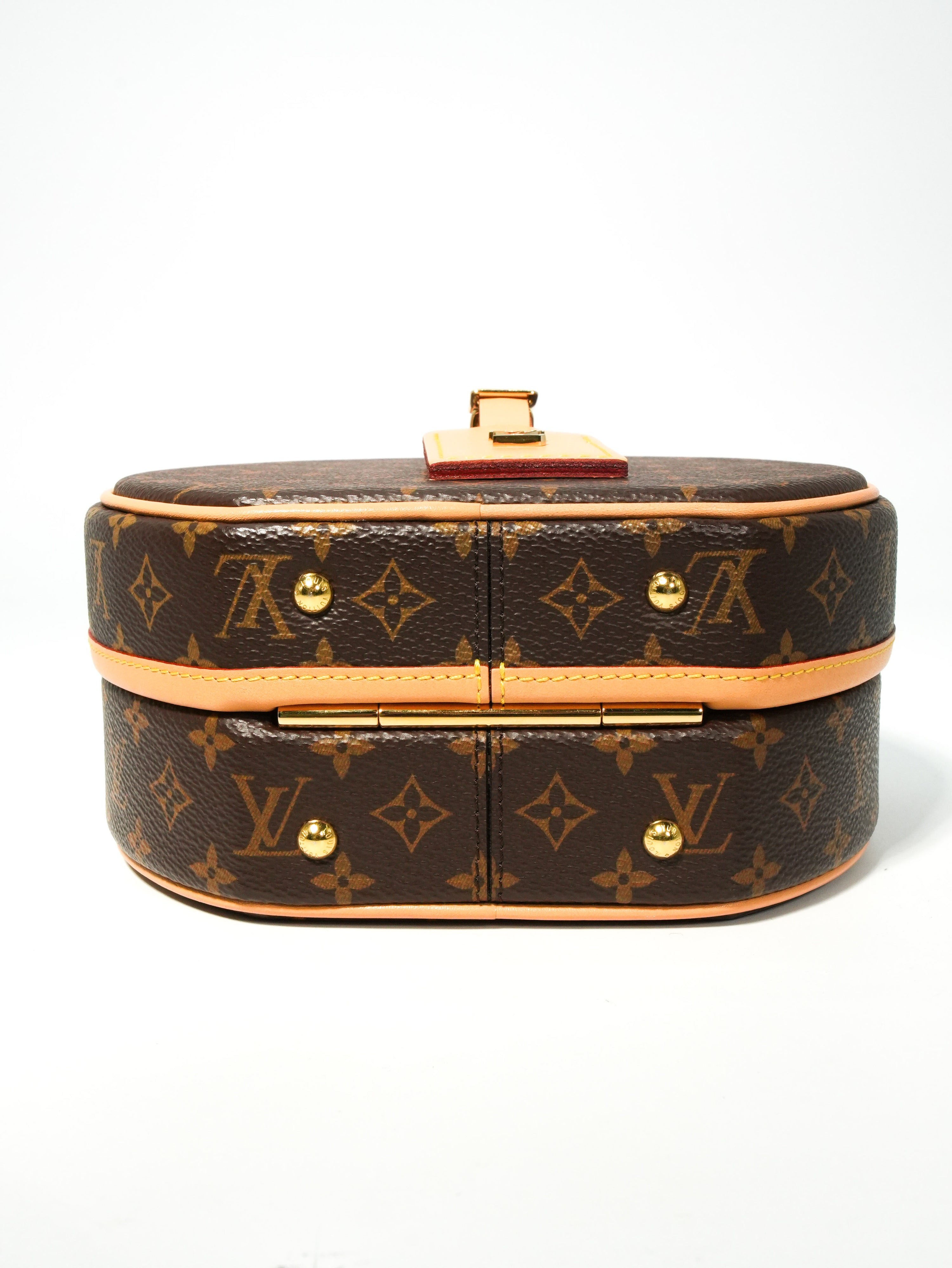 Louis Vuitton Petite Boîte Chapeau