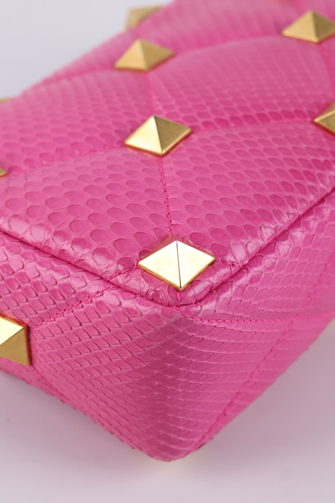 Valentino Roman Stud Pitone