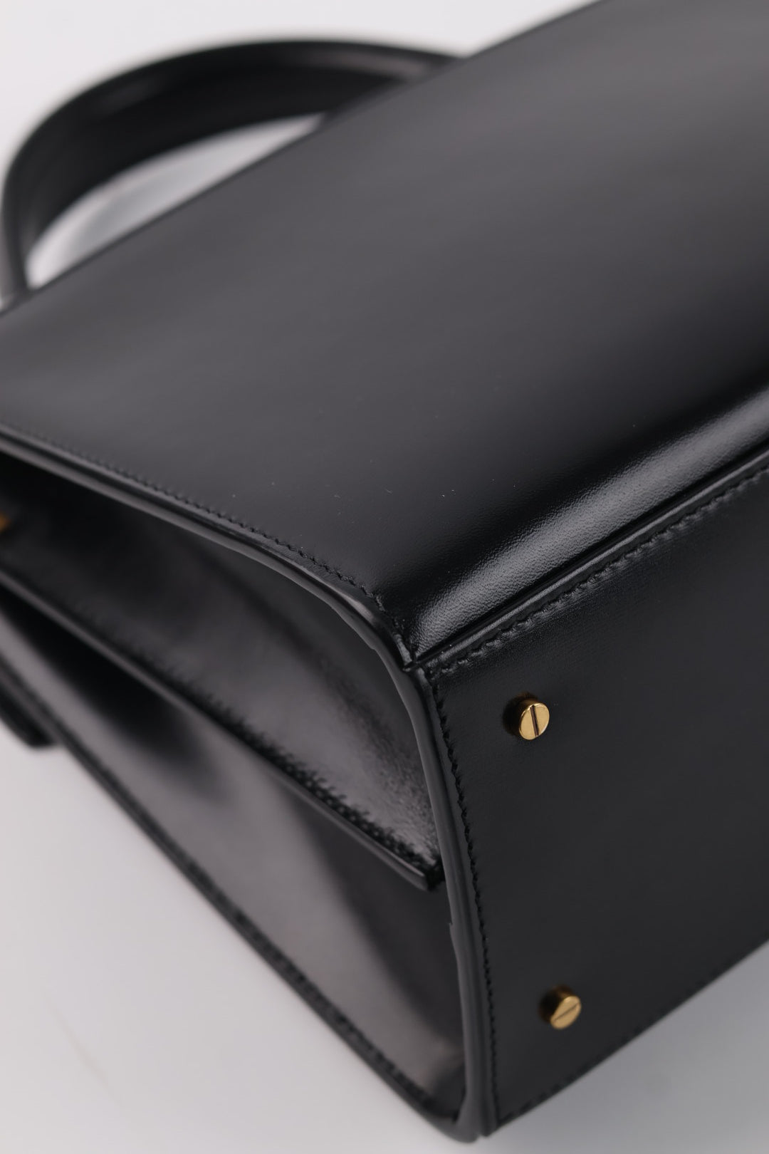 Saint Laurent Cassandra Media
