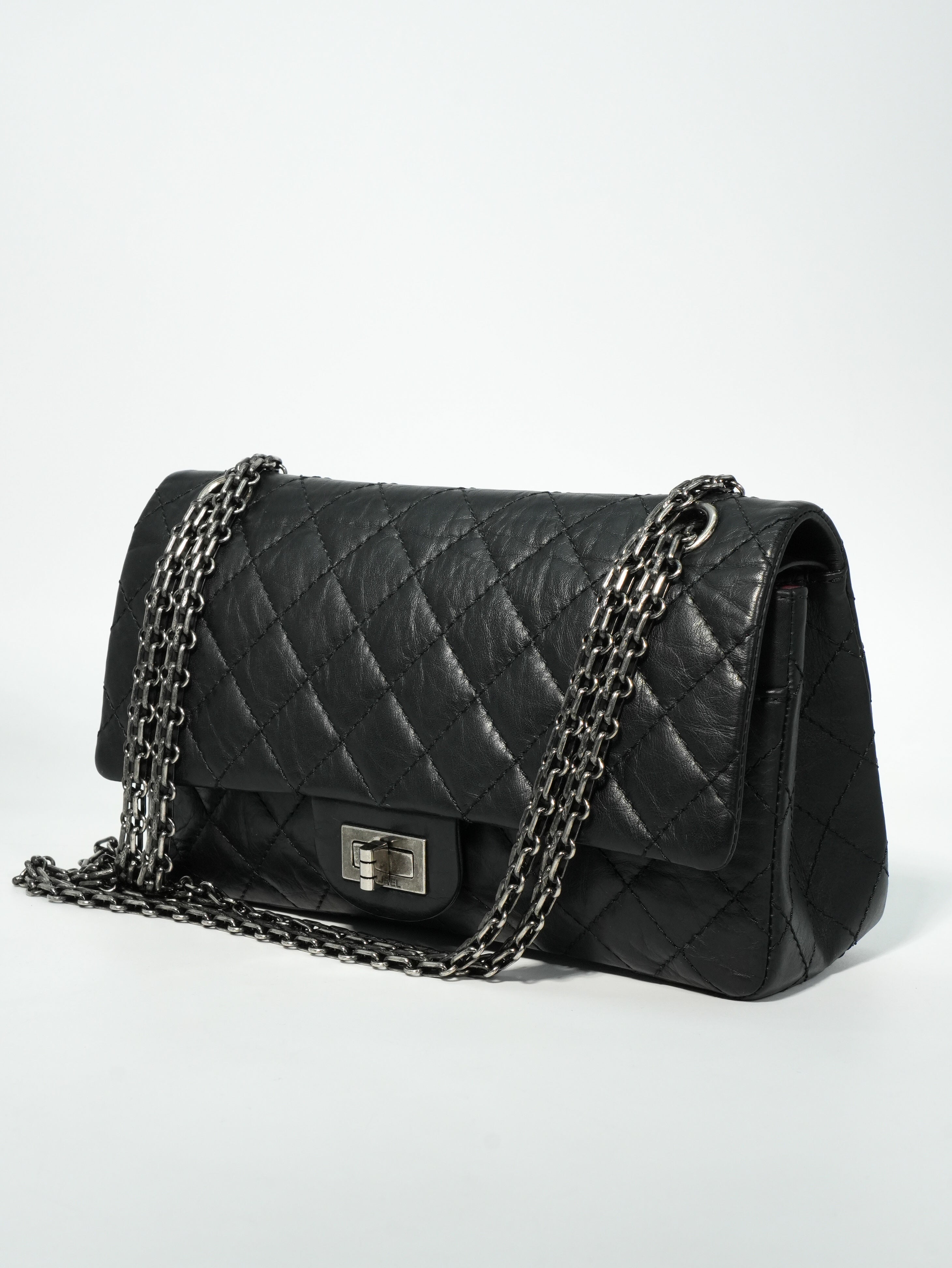 Chanel 2.55 Reissue