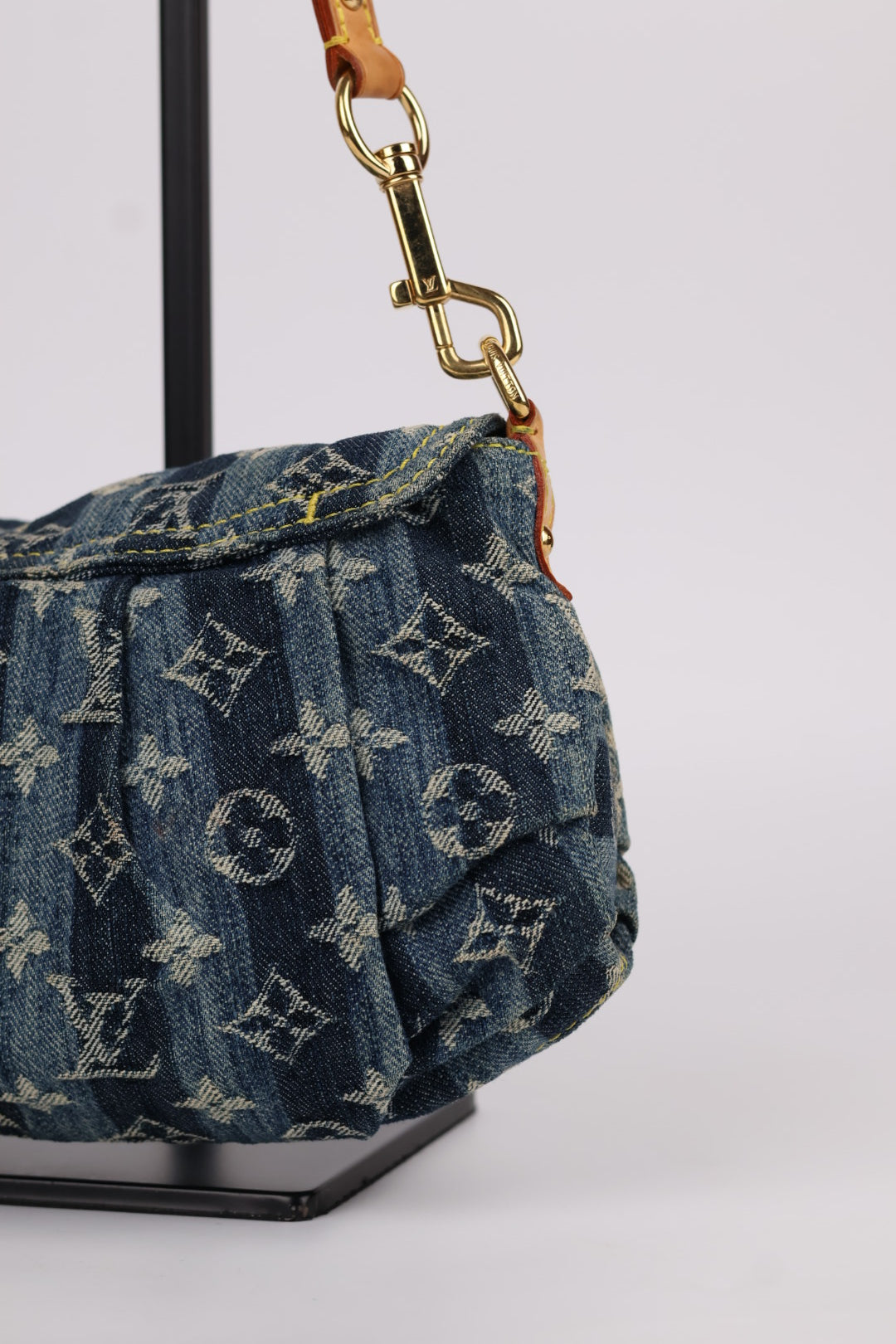 Louis Vuitton Pleaty Denim