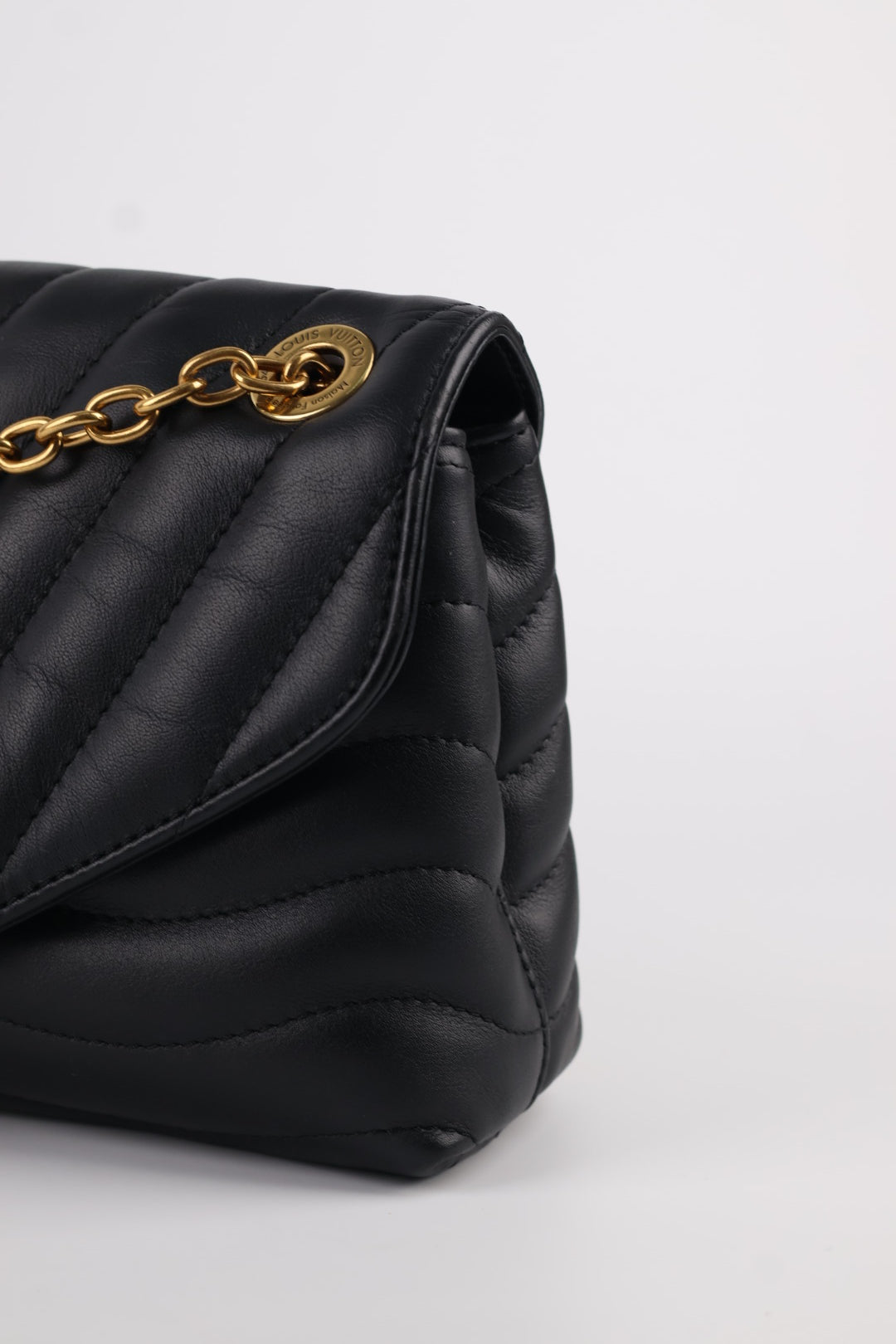 Louis Vuitton New Wave Media