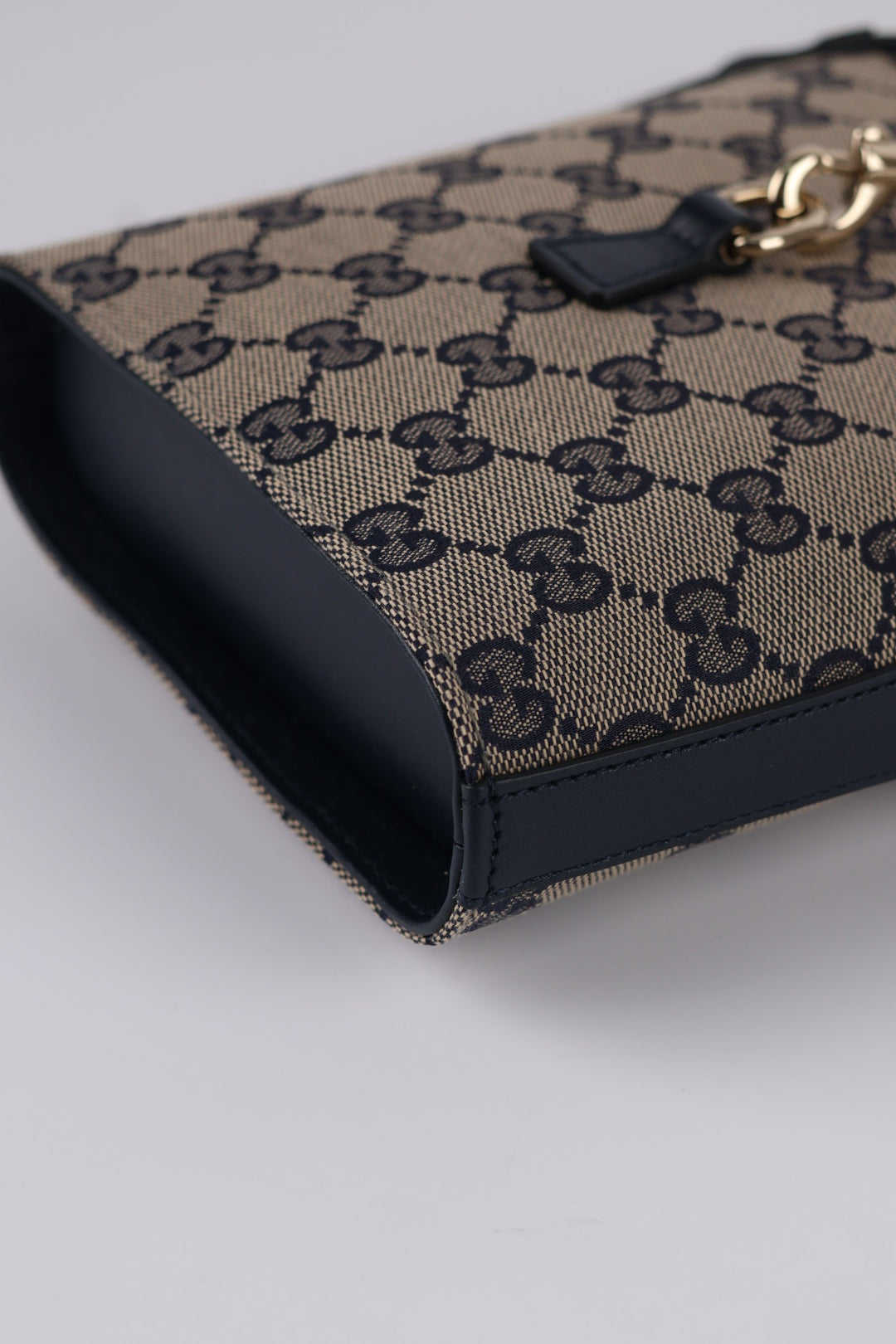 Gucci Mini Bucket Jackie GG Wave