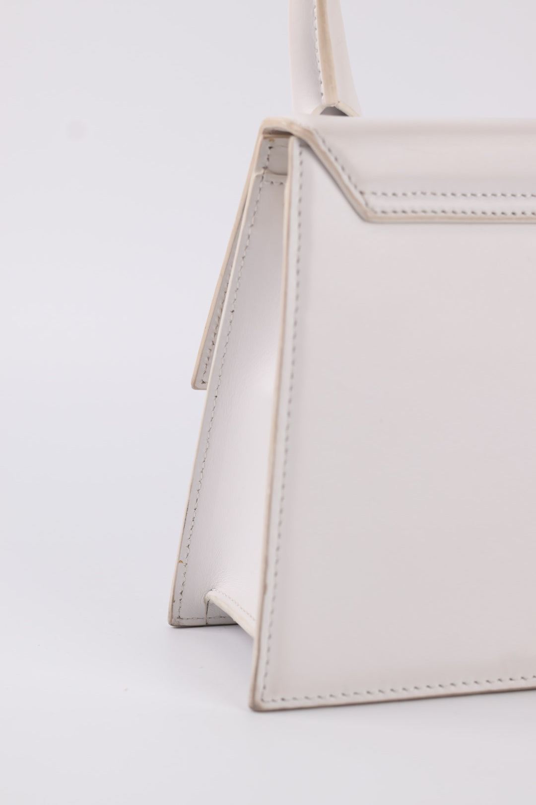 Jacquemus Le Grand Chiquito