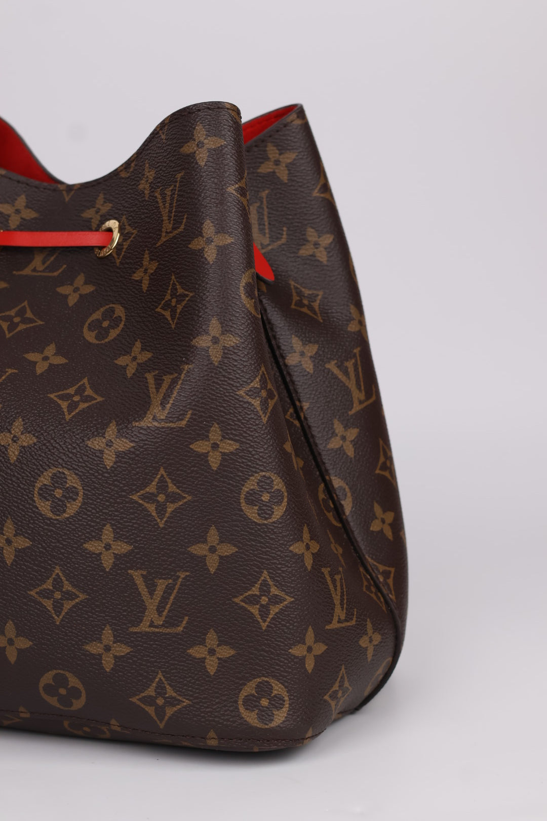 Louis Vuitton Neo Noè MM Monogram