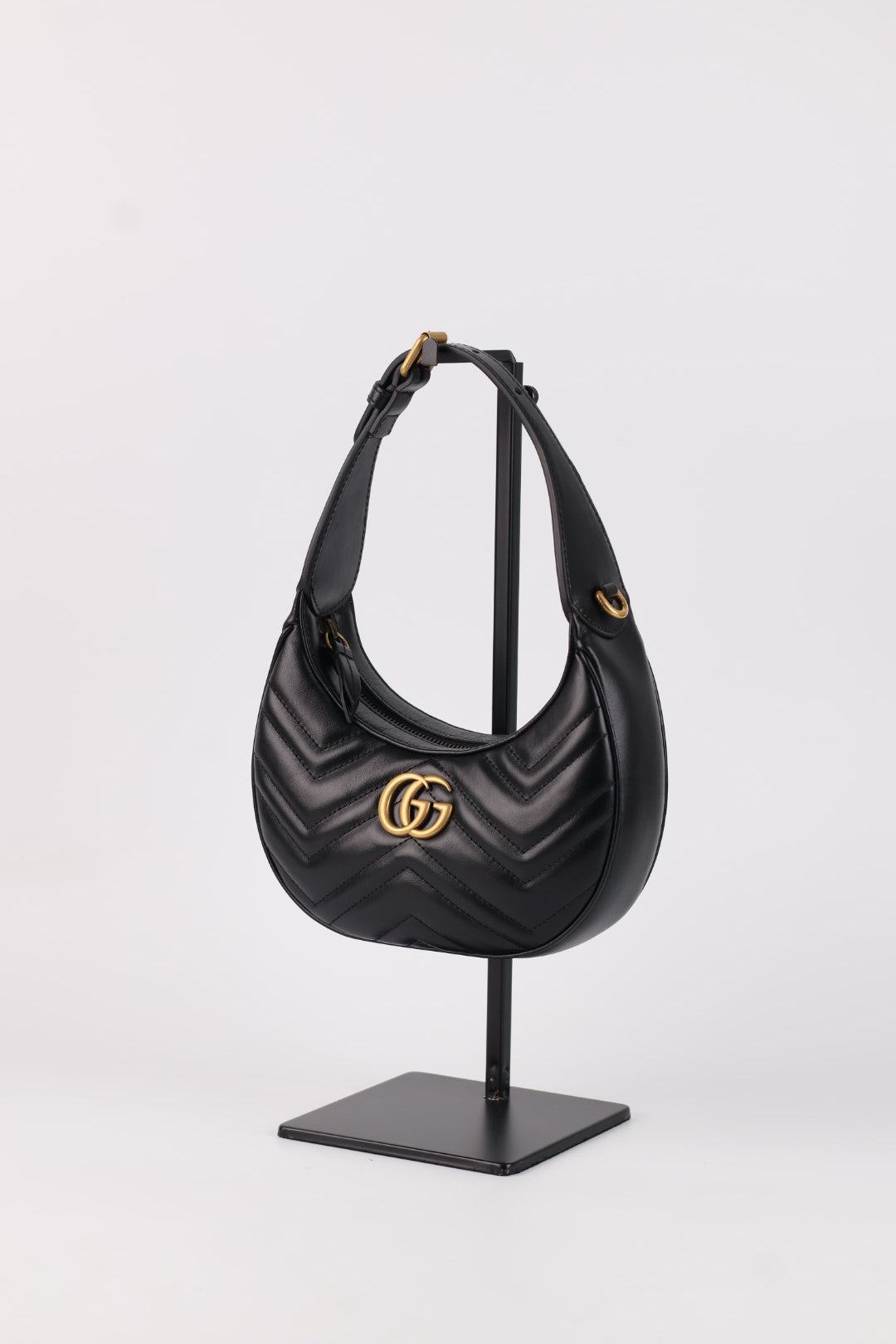 Gucci Marmont Hobo Matelassé