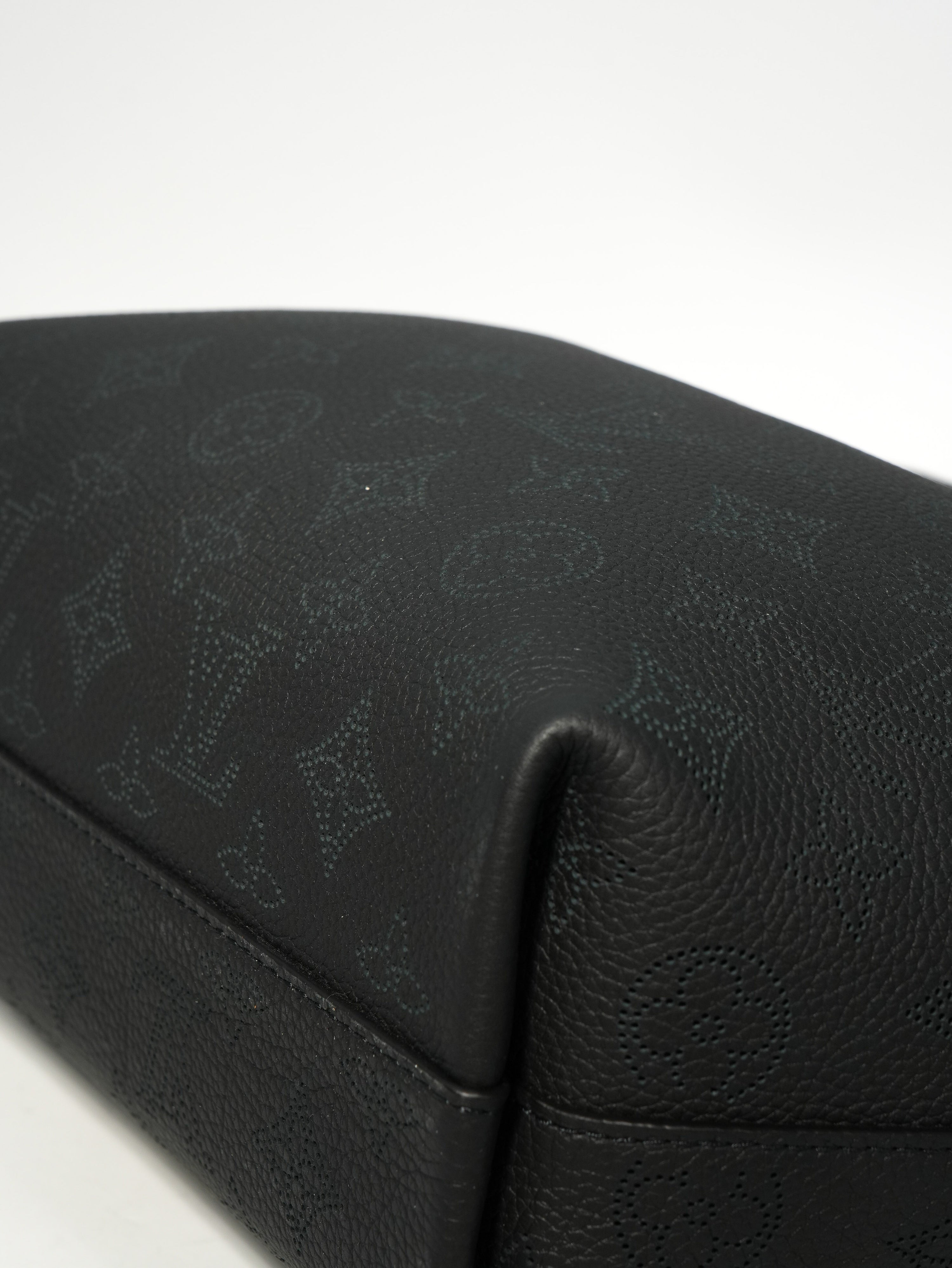 Louis Vuitton Why Knot PM Mahina