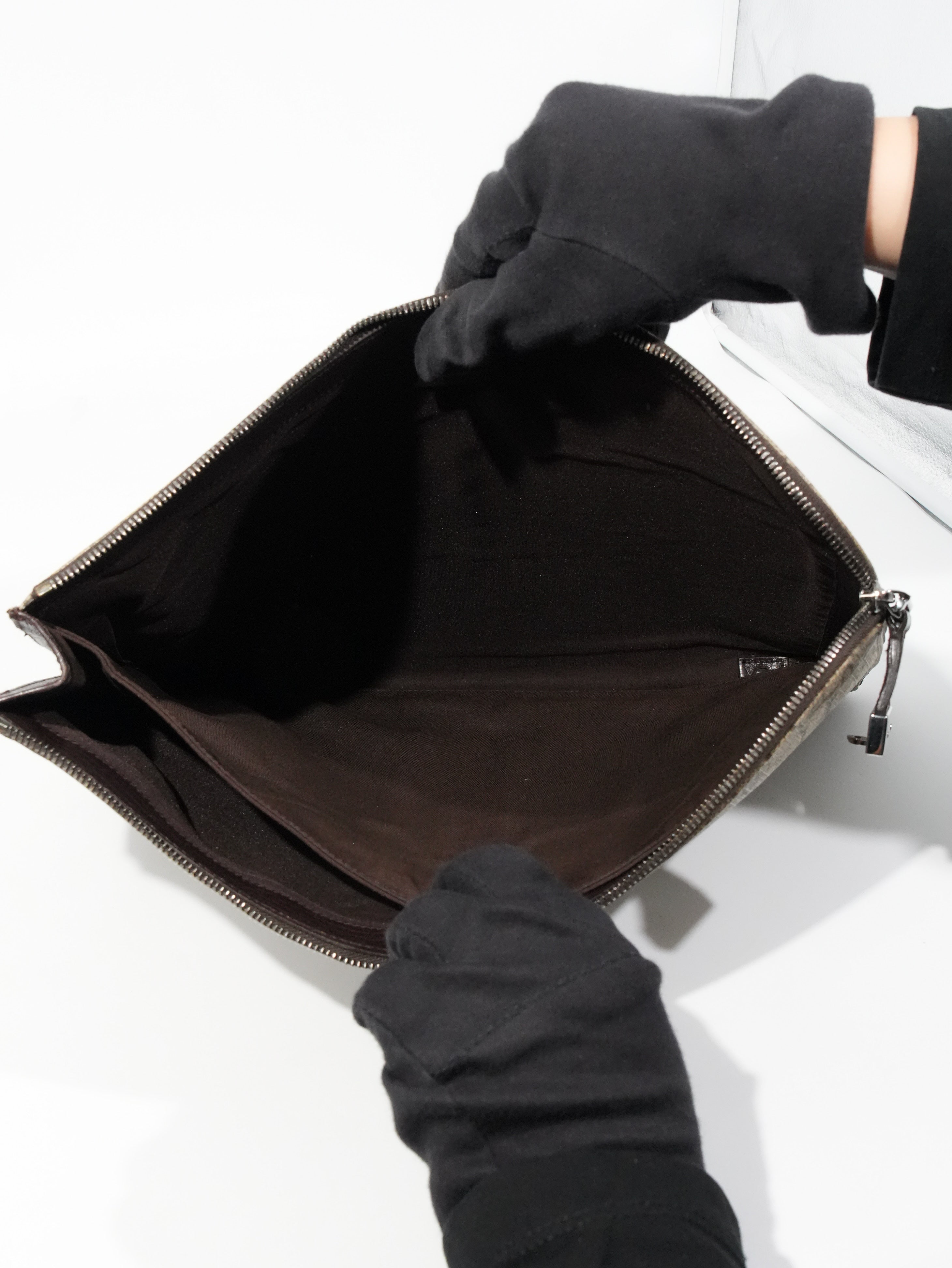 Gucci Porta Tablet GG Supreme