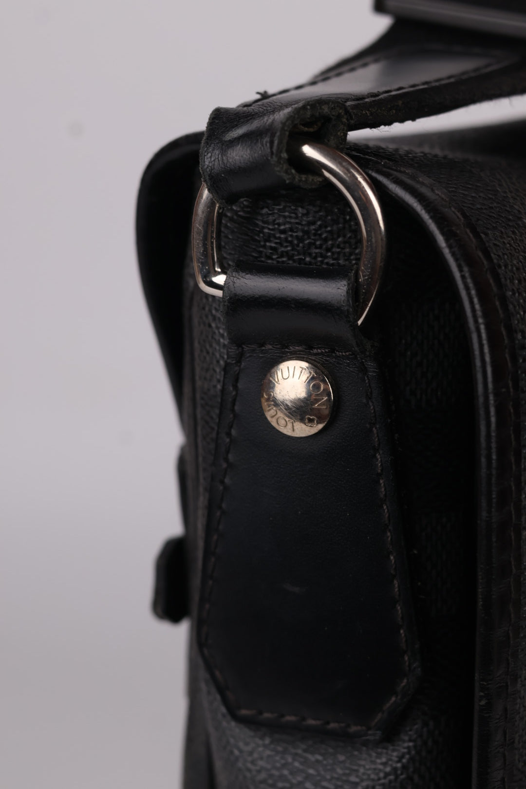 Louis Vuitton Abesses Messenger Damier Graphite