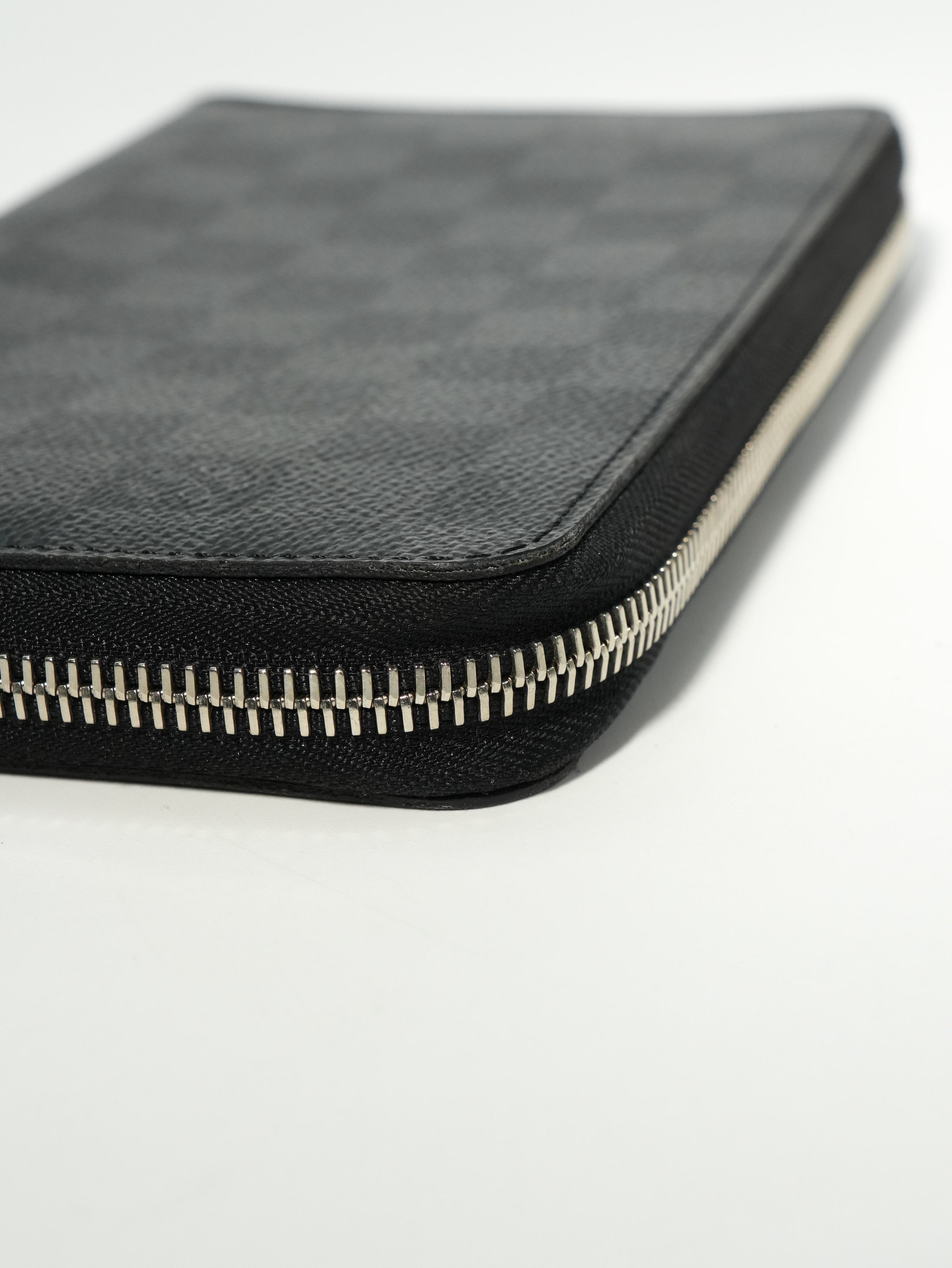 Louis Vuitton Portafoglio Zippy Damier Graphite