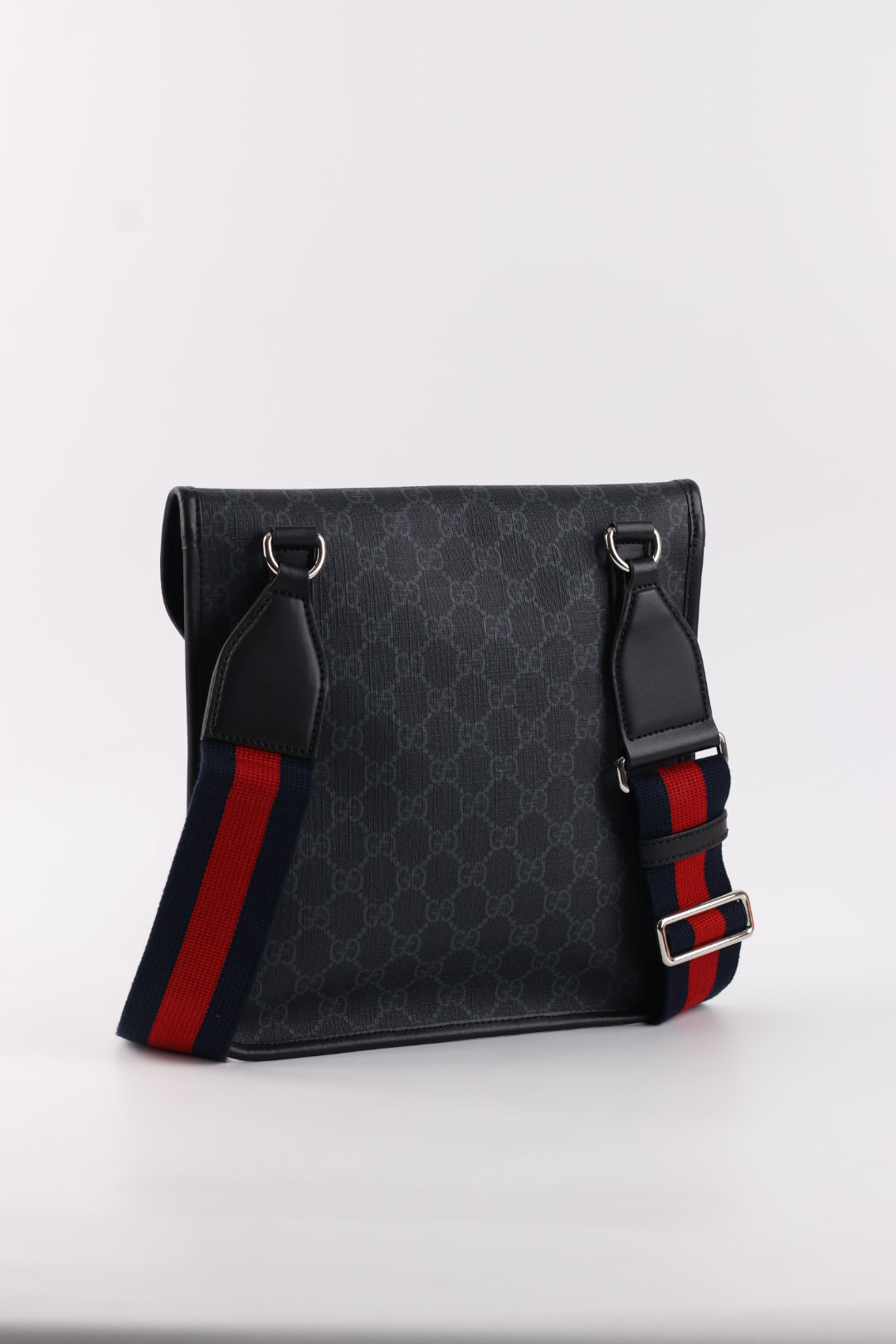 Gucci Messenger GG Supreme Small