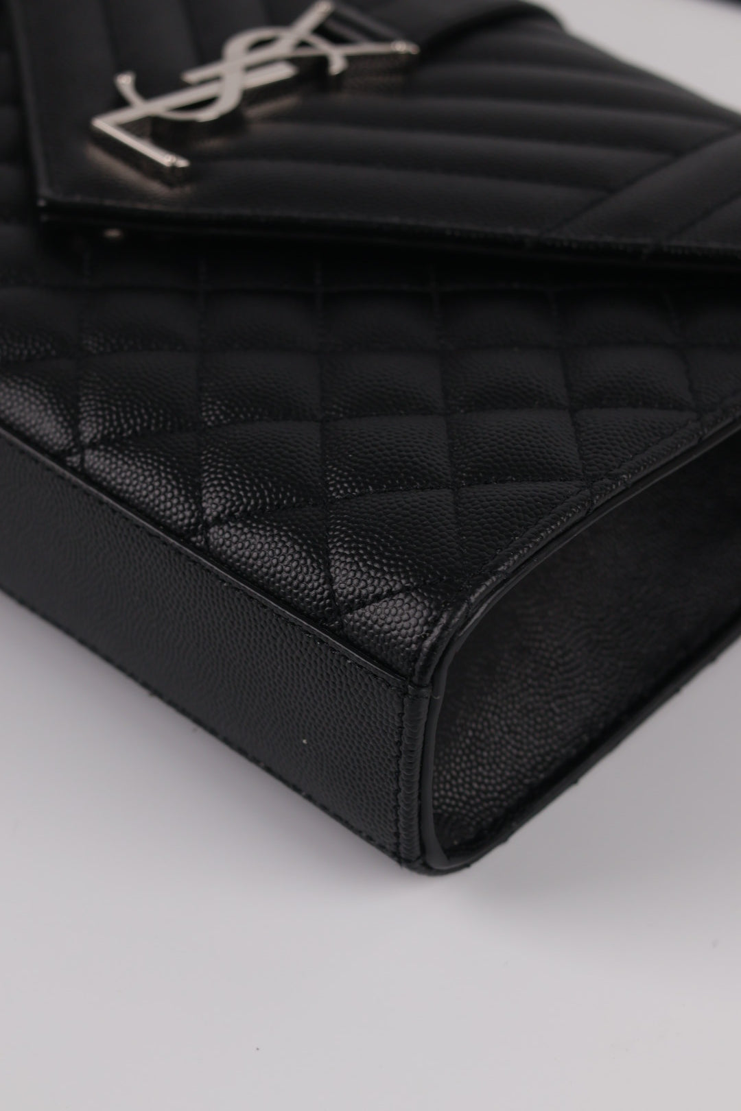 Saint Laurent Envelope Media Grain de Poudre