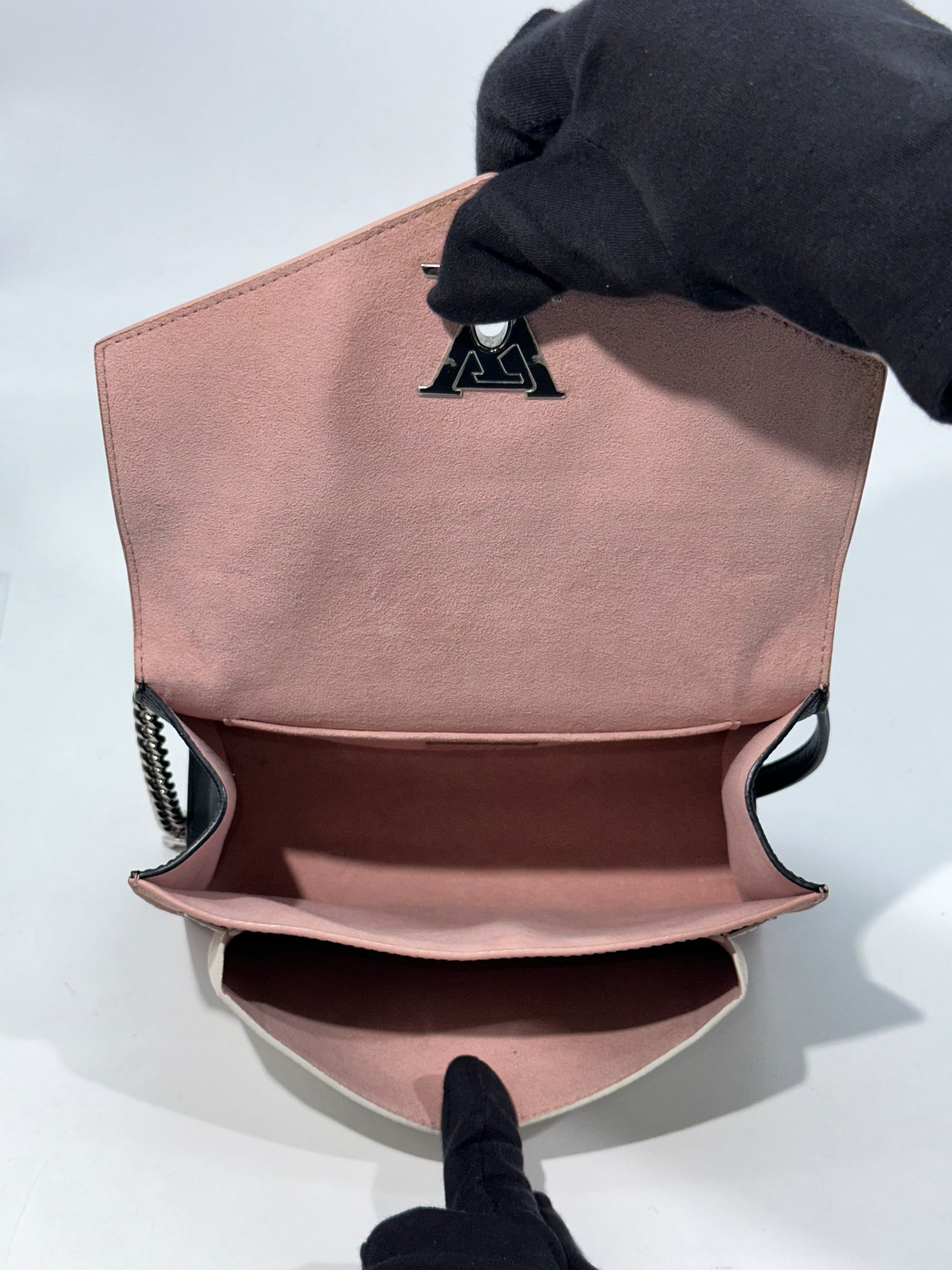 Louis Vuitton LockMe