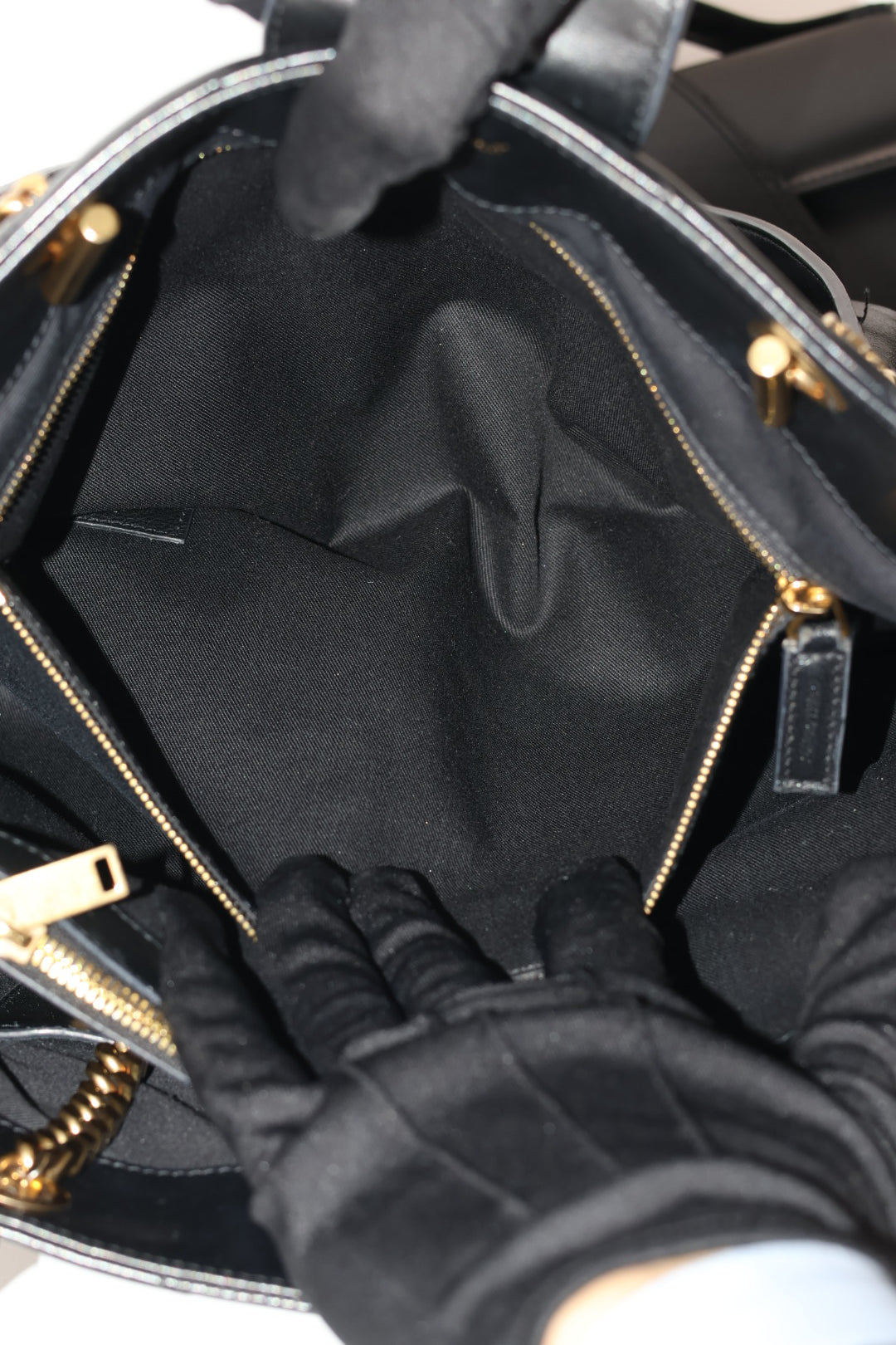 Saint Laurent Lou Lou Shopping