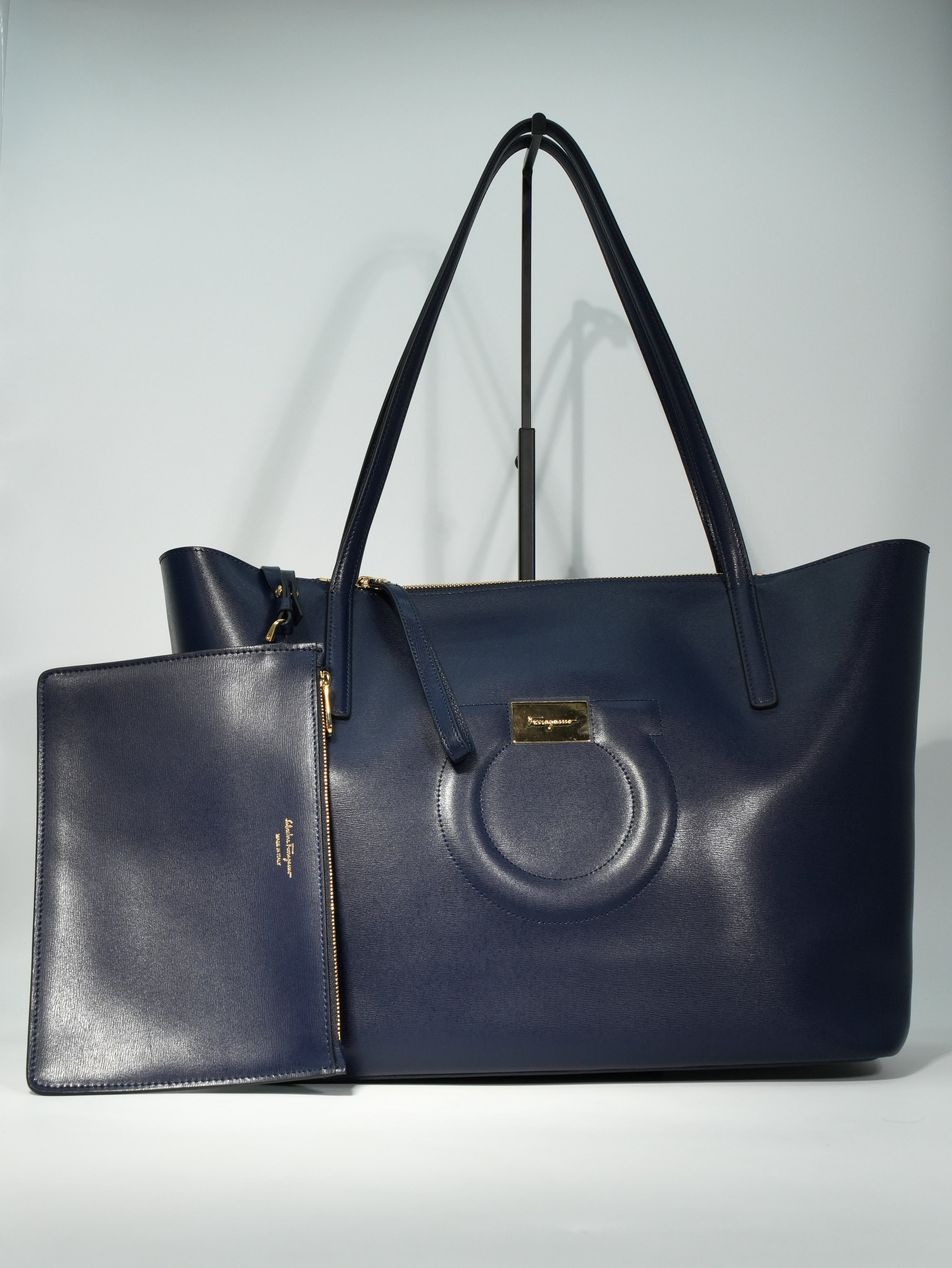 Ferragamo City Tote in Pelle