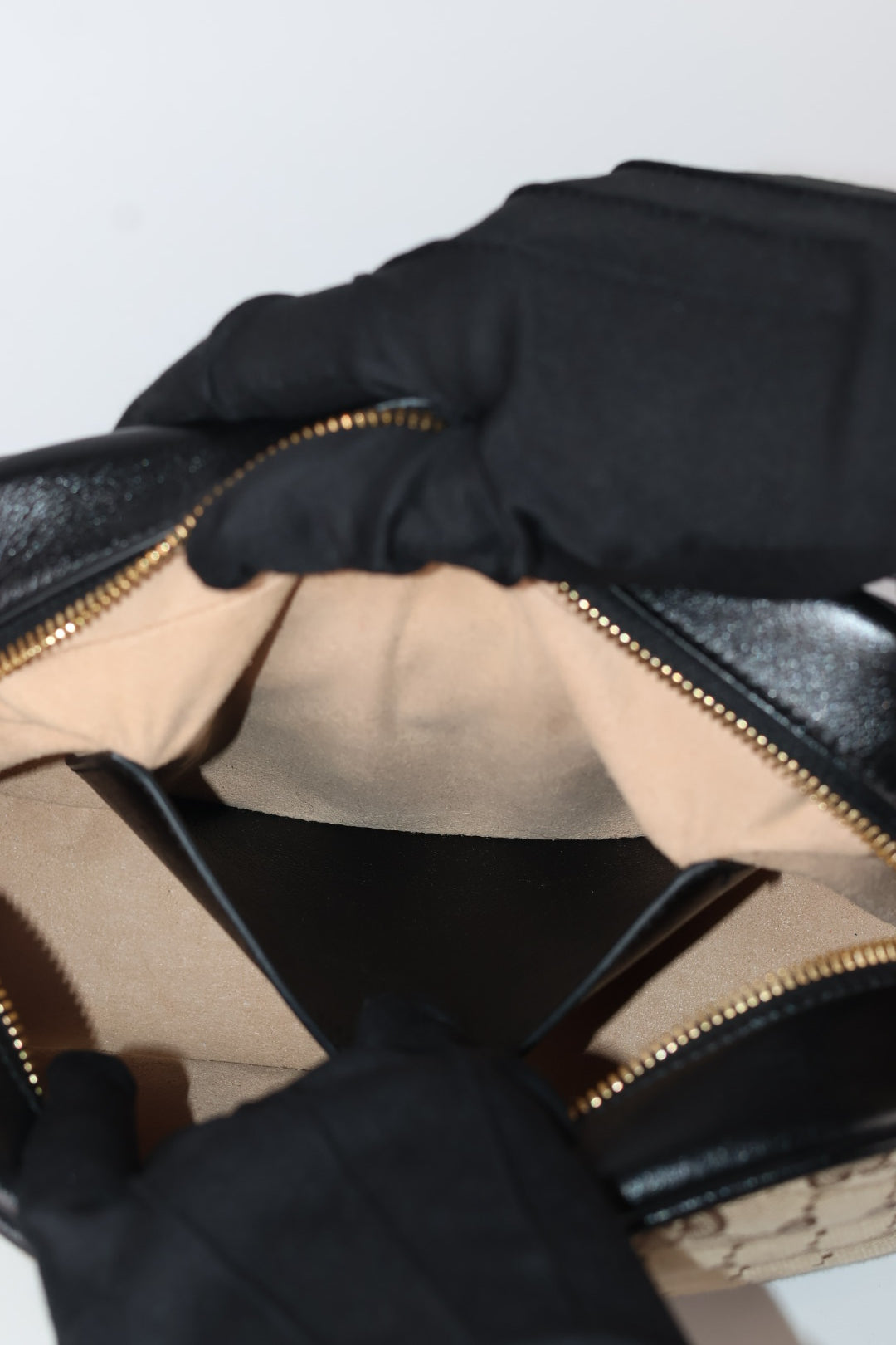Gucci Marmont Camera Bag GG Wave
