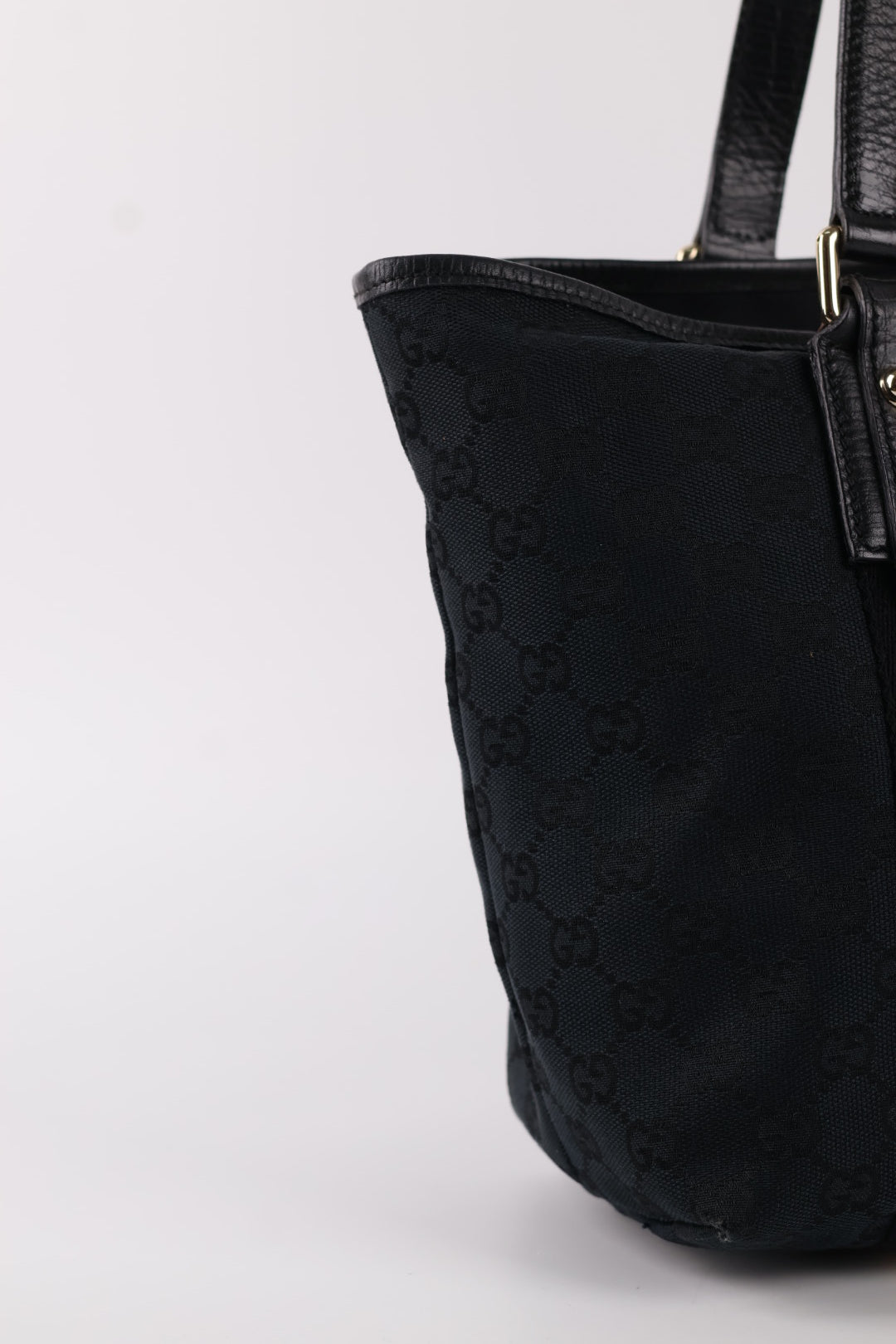 Gucci Tote GG Wave Small