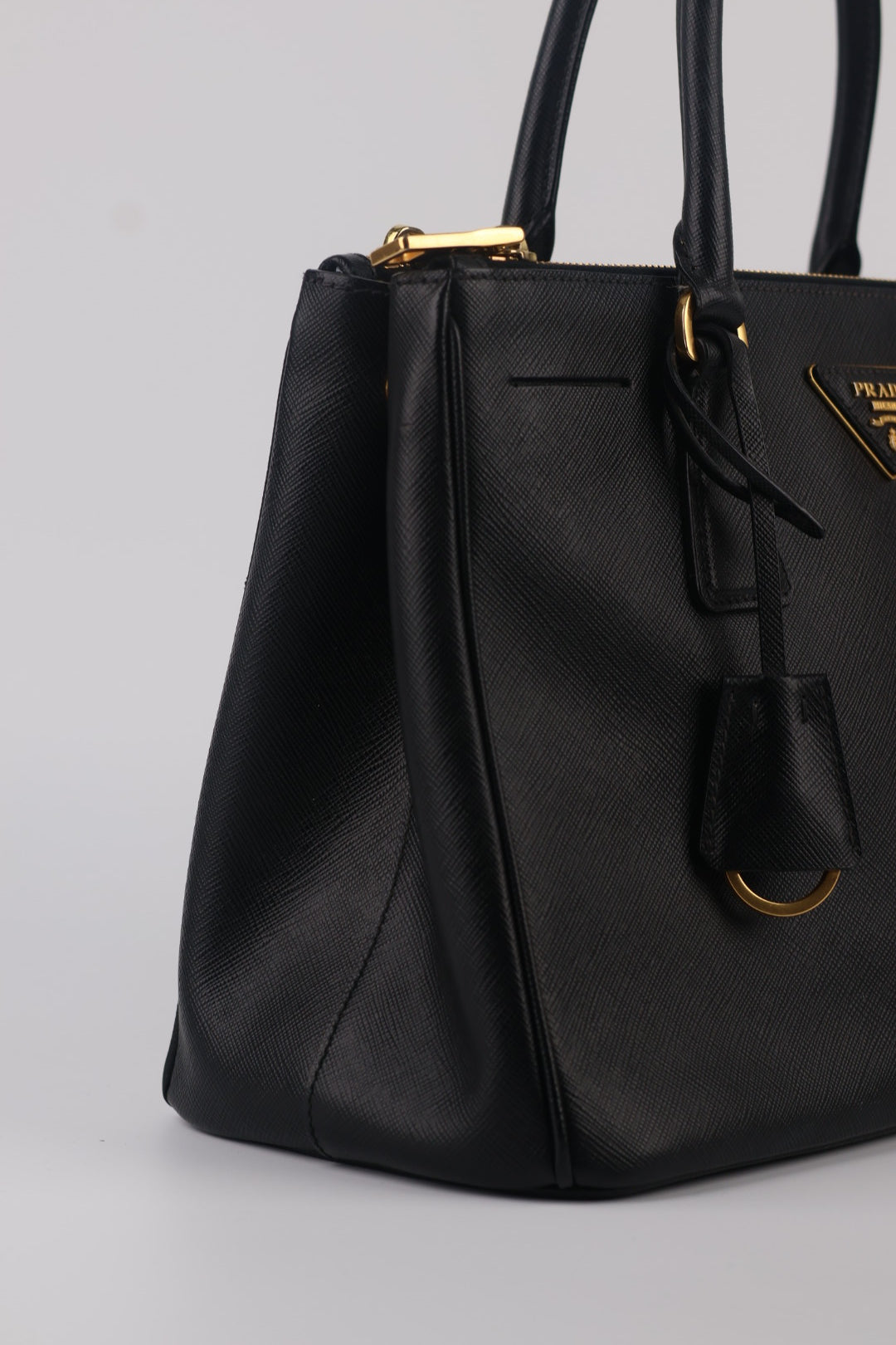 Prada Galleria Media Saffiano