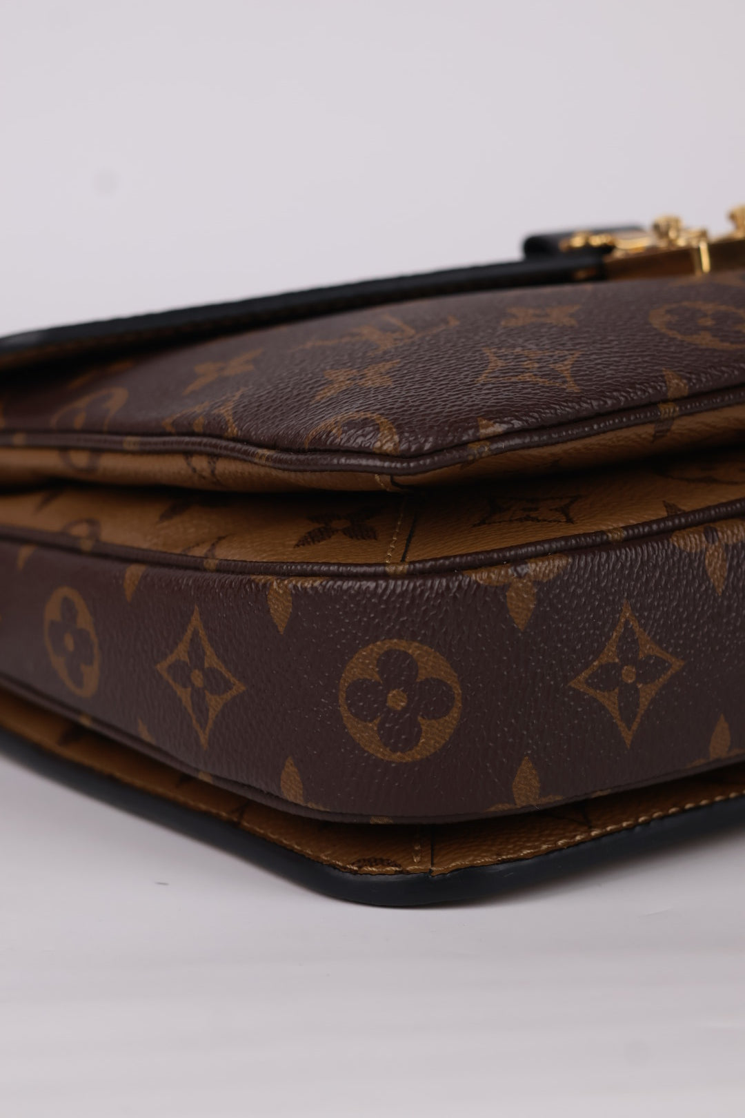 Louis Vuitton Métis Reverse