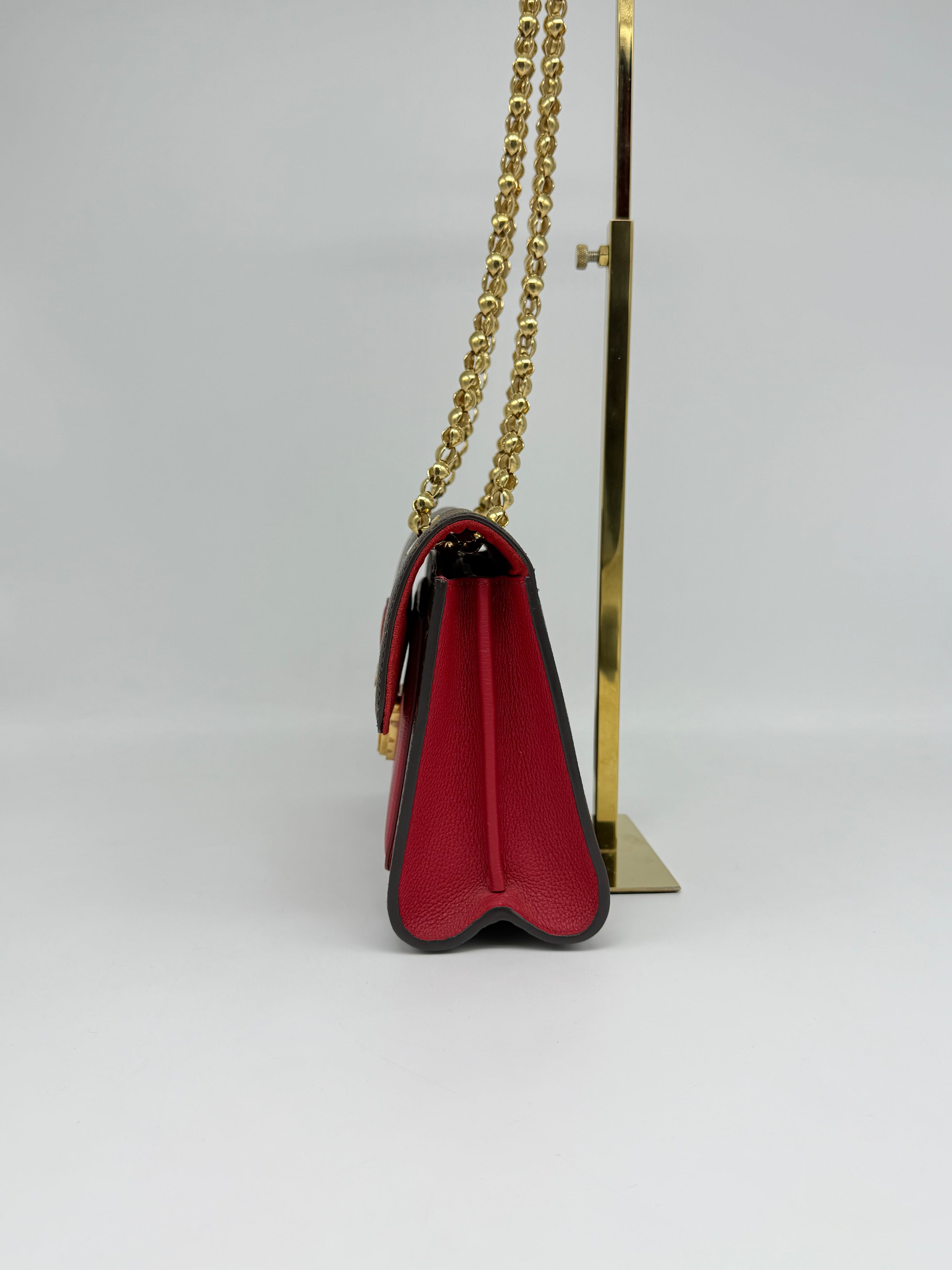Louis Vuitton Victoire Monogram