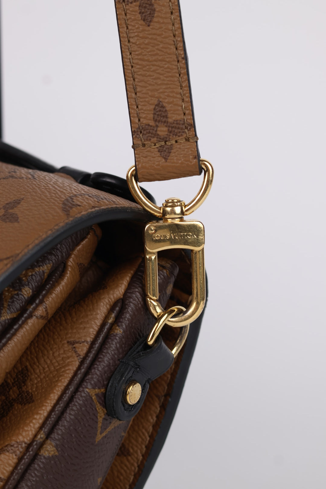 Louis Vuitton Métis Reverse
