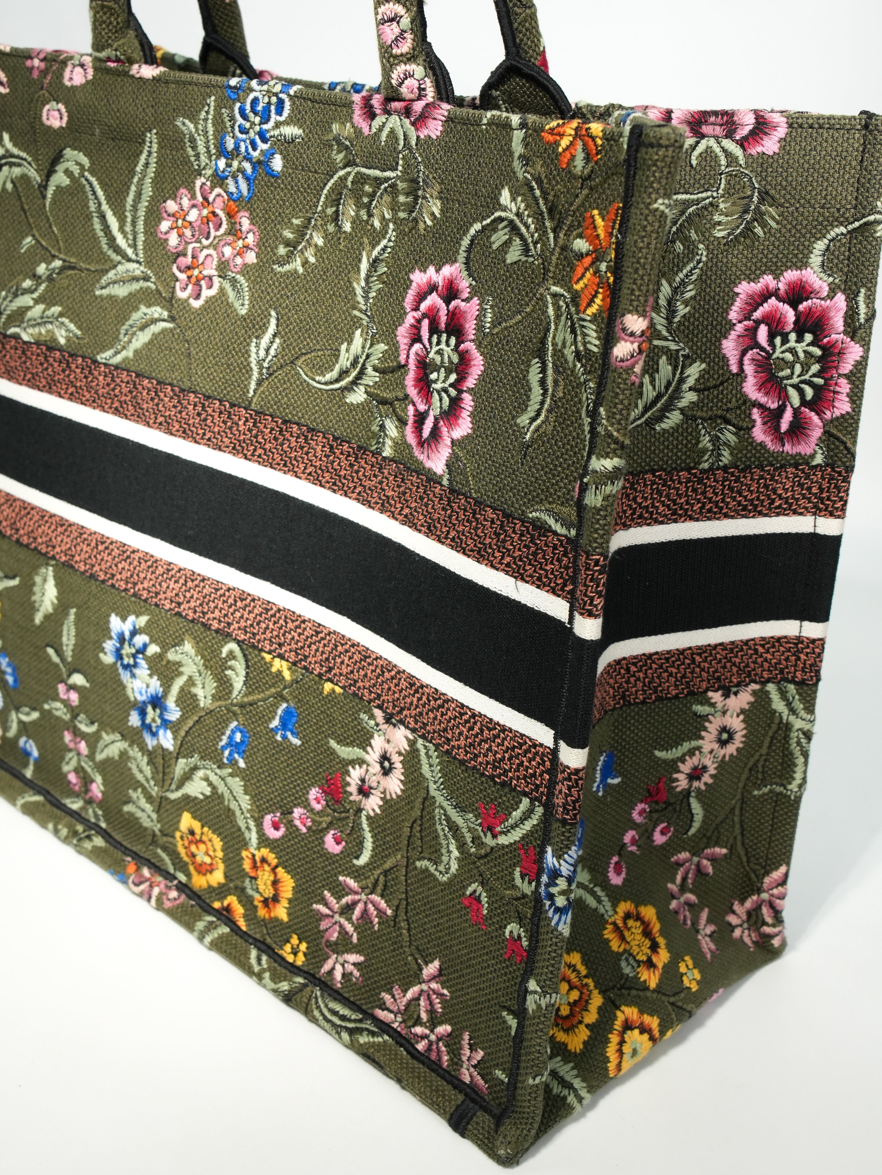 Dior Book Tote Large Floreale