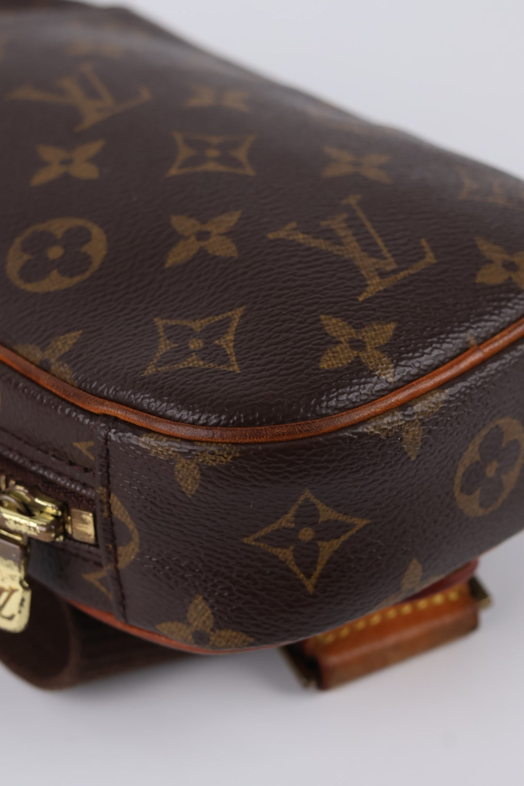 Louis Vuitton Marsupio Gange Monogram